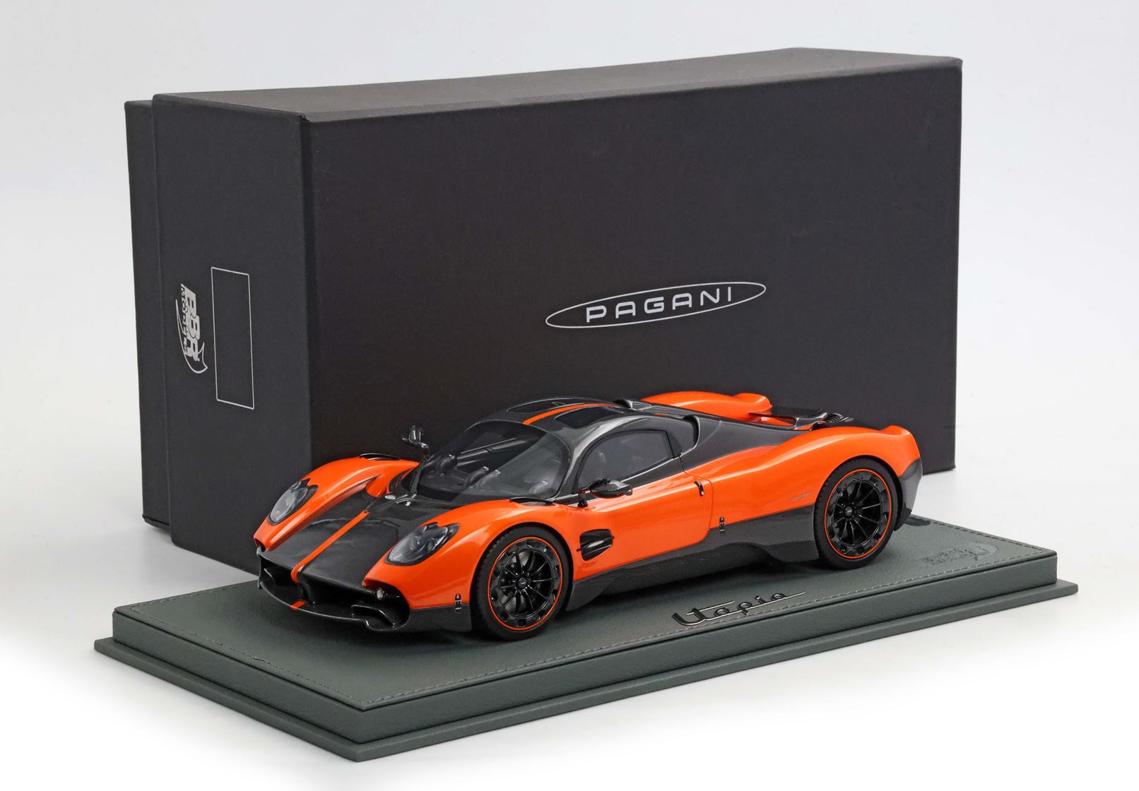 BBR Pagani Utopia Coupe - Marbella Orange | 1:18 - 画像9