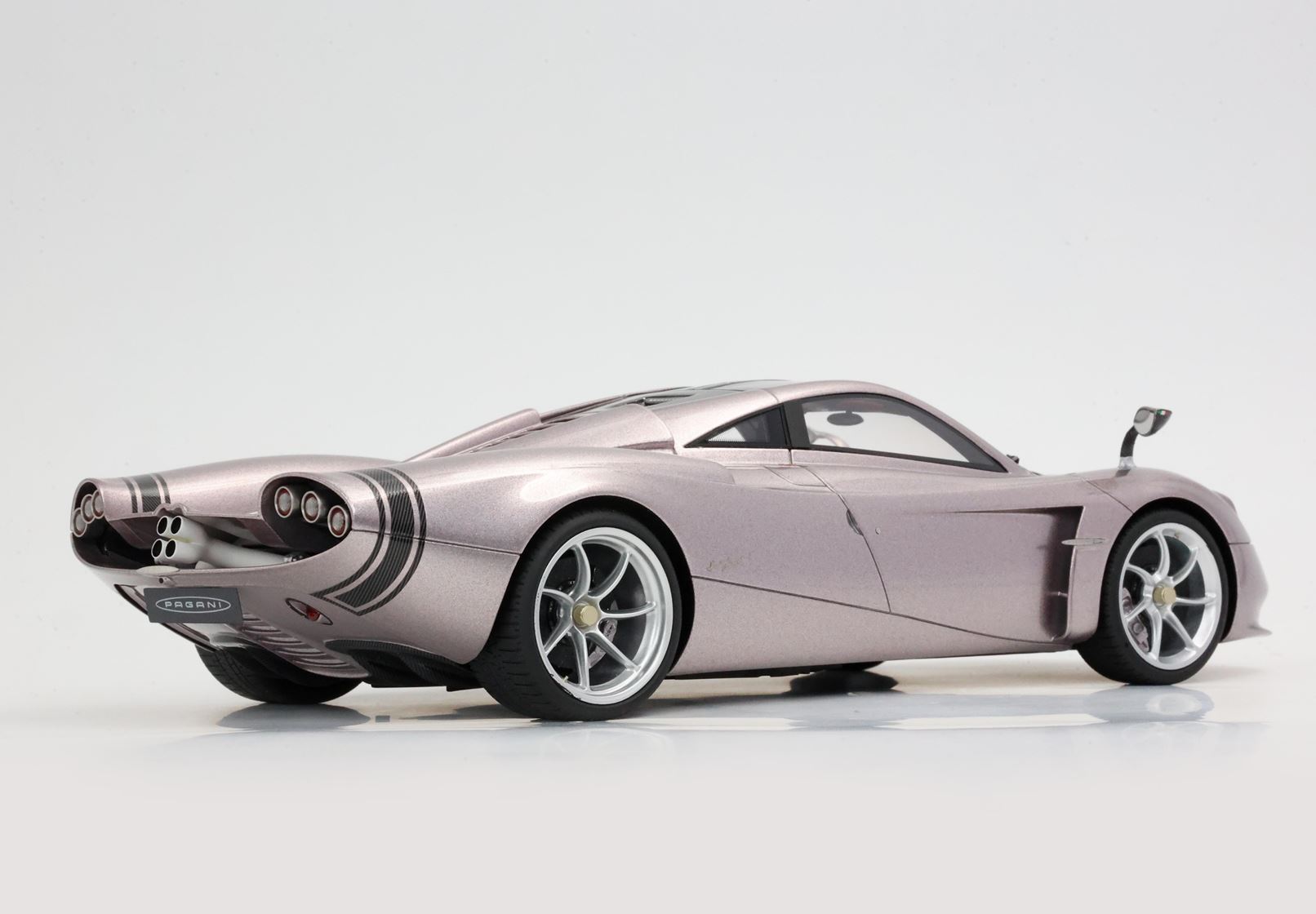 BBR Pagani Huayra Codalunga - Iridescent Bronze Aymara | 1:18 - Imagen 5
