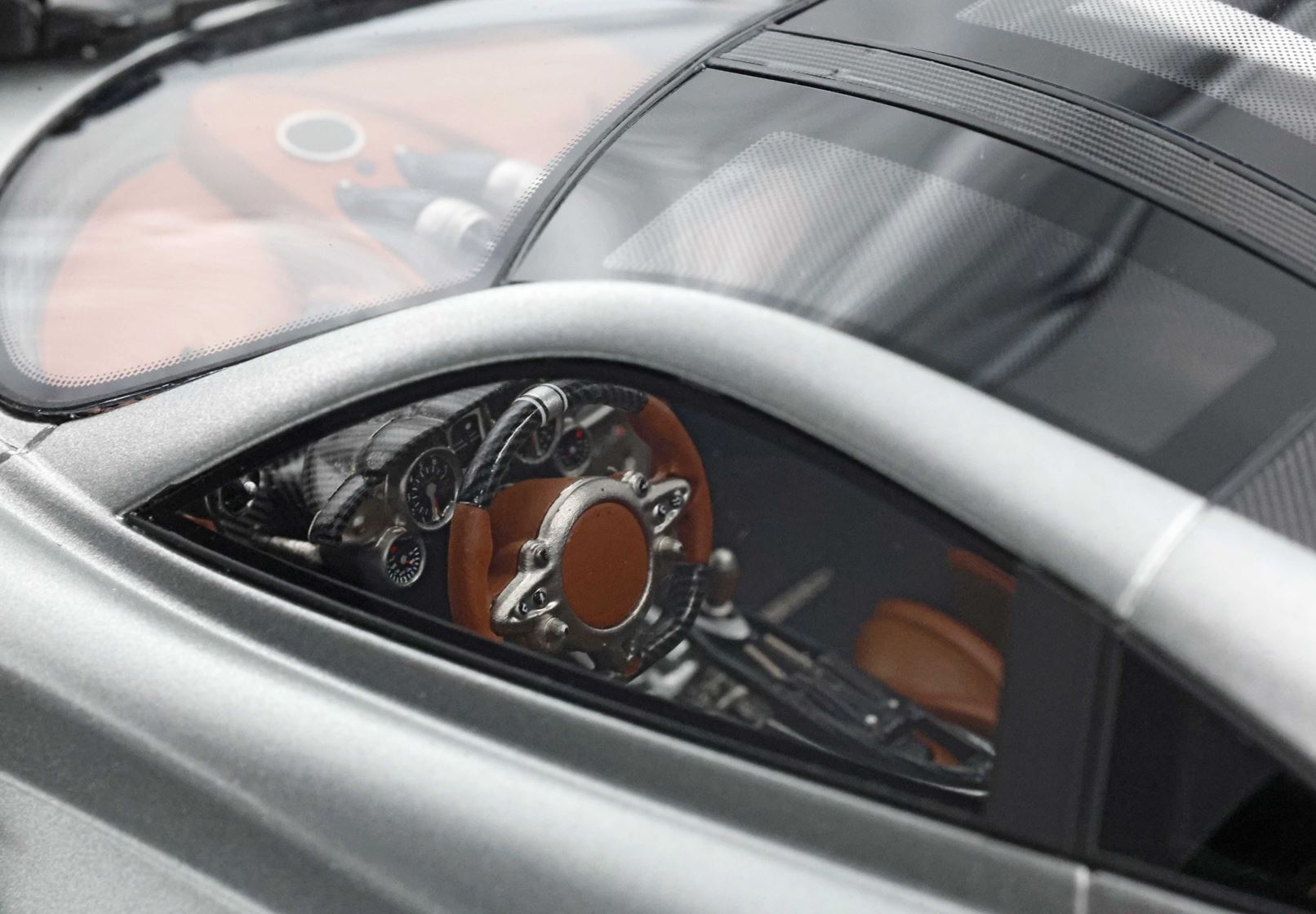 BBR Pagani Huayra Codalunga - Semi Matt Montecarlo Grey | 1:18 – Bild 9