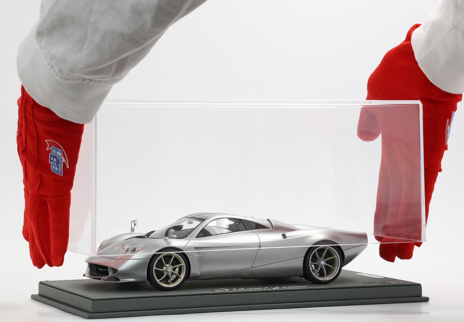 BBR Pagani Huayra Codalunga - Semi Matt Montecarlo Grey | 1:18 – Bild 2