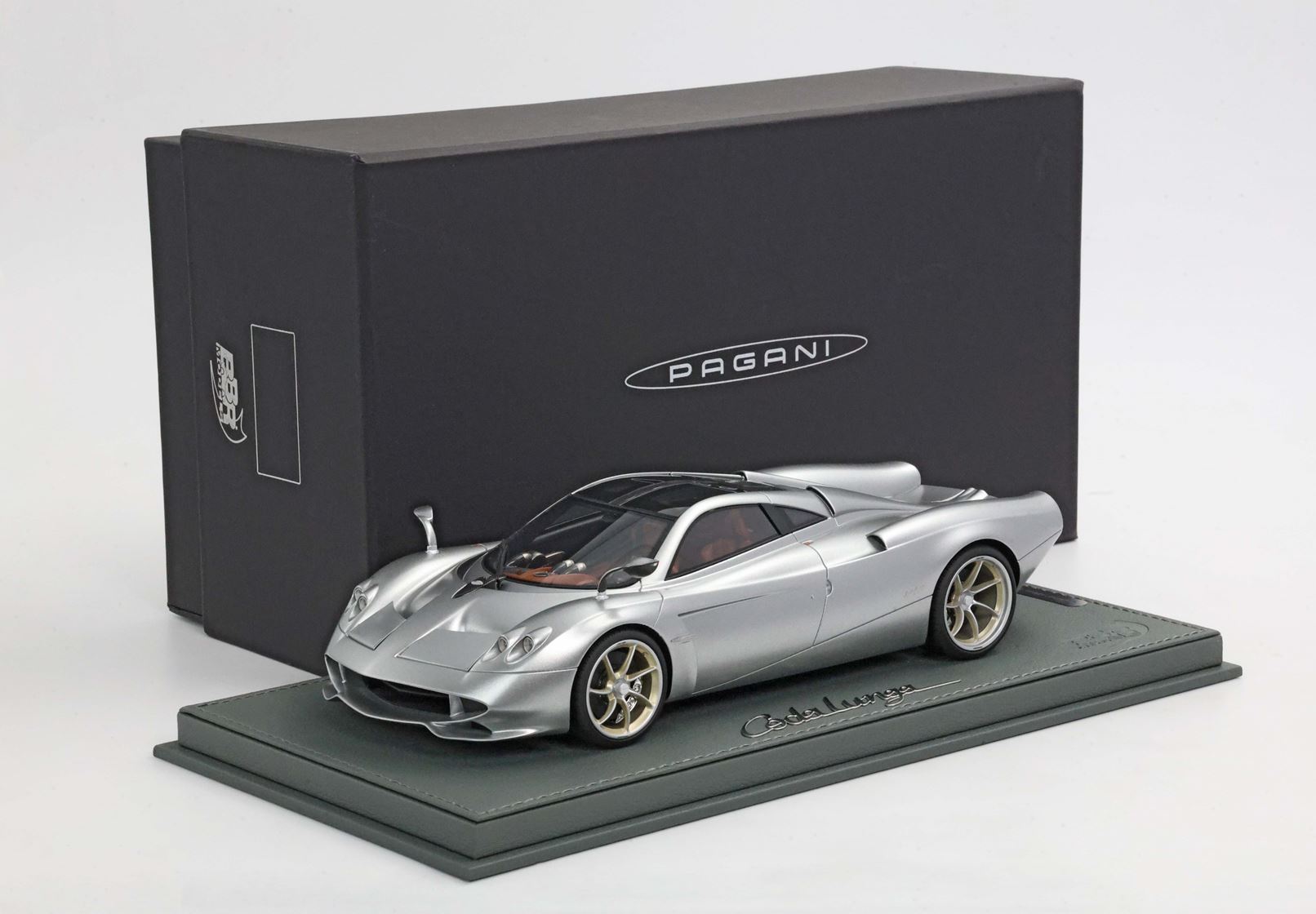 BBR Pagani Huayra Codalunga - Semi Matt Montecarlo Grey | 1:18 – Bild 10