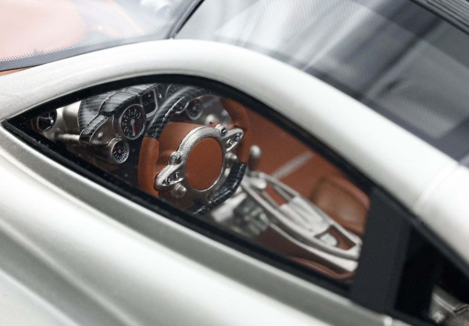 BBR Pagani Huayra Codalunga - Porsche Gold Bronze Metallic | 1:18 - Imagen 9
