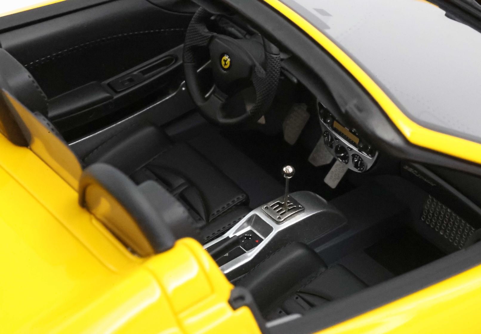 BBR Ferrari 360 Modena Spider Cambio manuale - Modena Yellow | 1:18 - Image 8