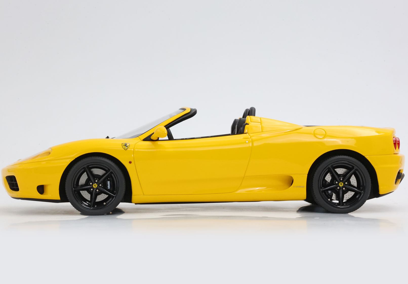 BBR Ferrari 360 Modena Spider Cambio manuale - Modena Yellow | 1:18 - Image 3