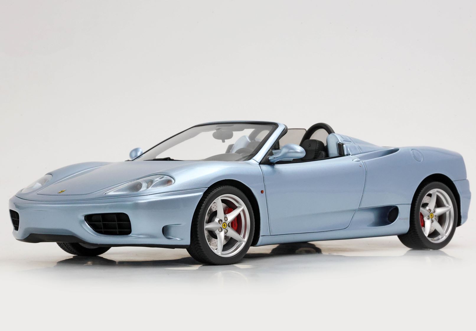 BBR Ferrari 360 Modena Spider Manual Transmission - Alloy Grey - Black | 1:18 - Imagen 3