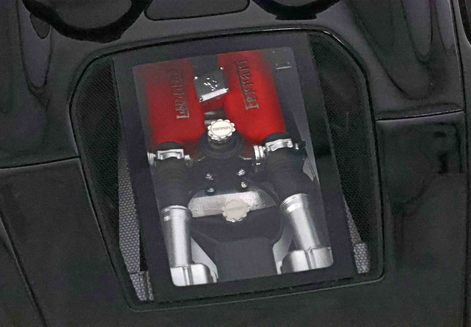 BBR Ferrari 360 Modena Spider Manual Transmission - Gloss Black - Bordeaux | 1:18 - Imagen 9