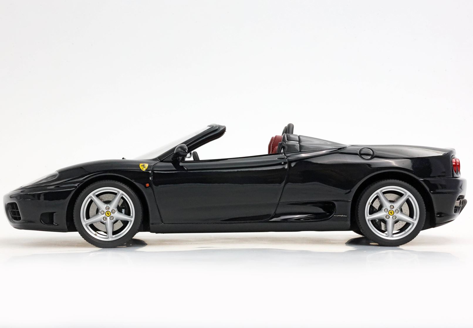 BBR Ferrari 360 Modena Spider Manual Transmission - Gloss Black - Bordeaux | 1:18 - Imagen 5