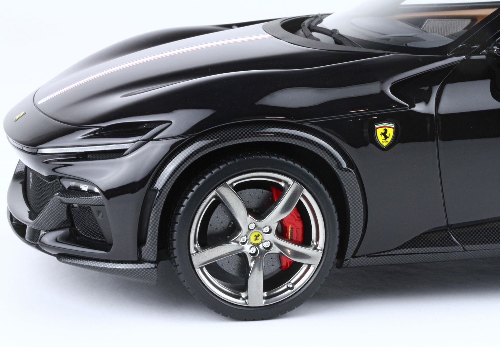 BBR Ferrari Purosangue Panoramadach, Französische Flagge - Purosangue Black | 1:18 - Immagine 6
