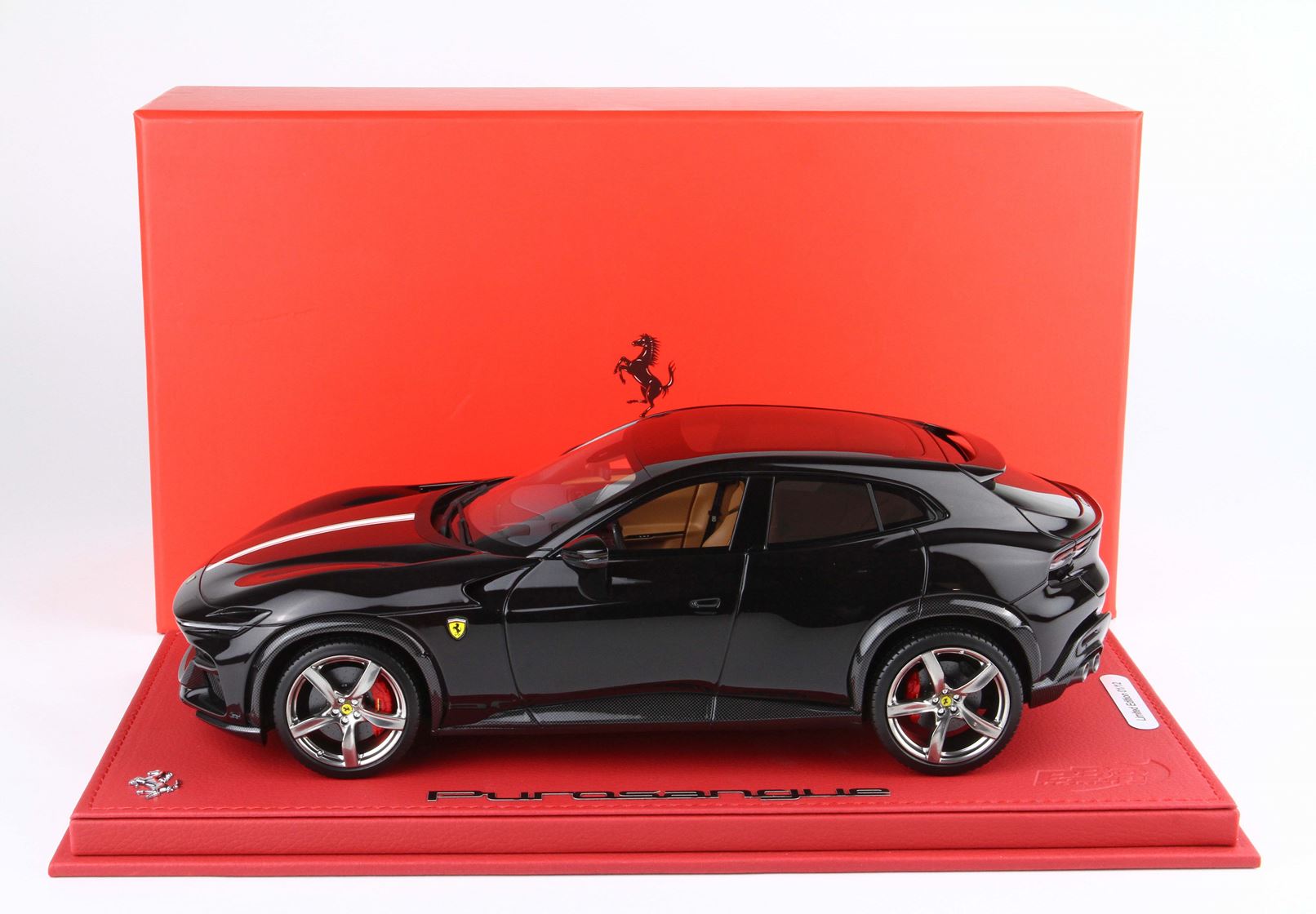 BBR Ferrari Purosangue Panoramic Roof Italian Flag - Purosangue Black | 1:18 - Imagen 10