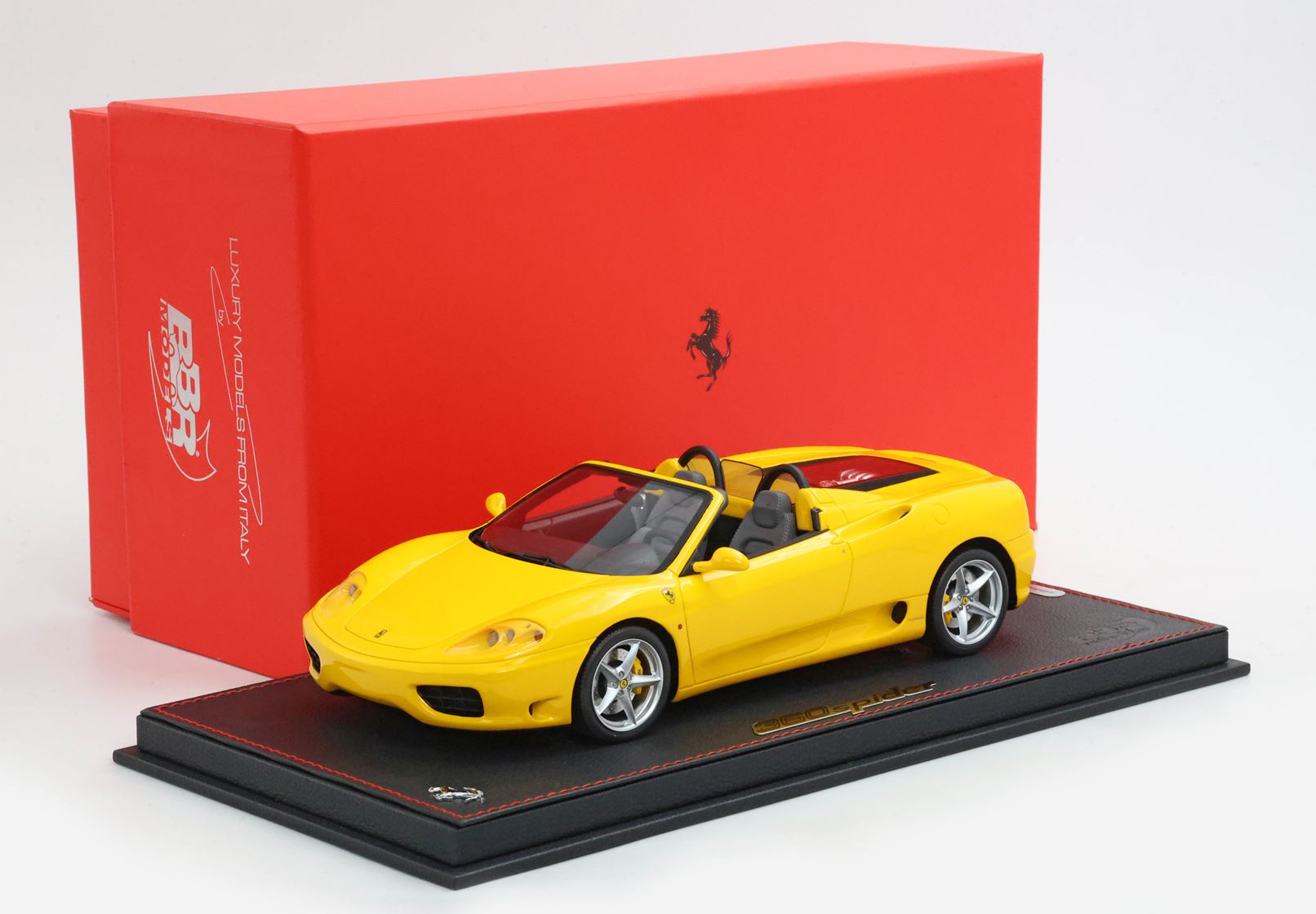BBR Ferrari 360 Modena Spider Cambio automatico - Modena Yellow - Black | 1:18 - Imagen 10