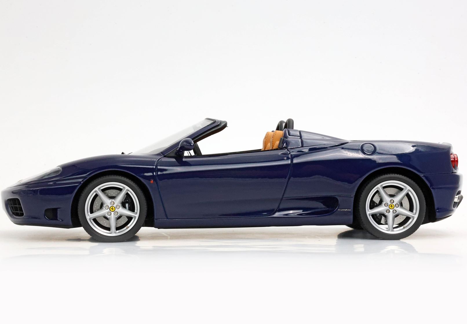 BBR Ferrari 360 Modena Spider Cambio automatico - Le Mans Blue | 1:18 - Imagen 5