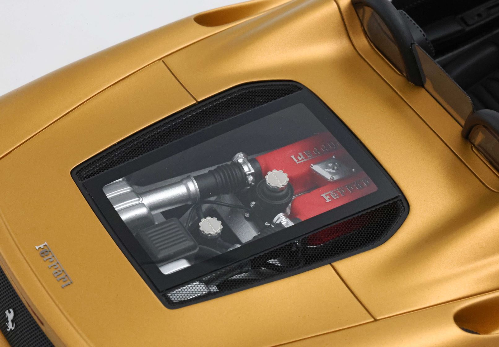 BBR Ferrari 360 Modena Spider Cambio Automatico (Challenge Rear Grille) - Matt Gold / Black | 1:18 - Imagen 5