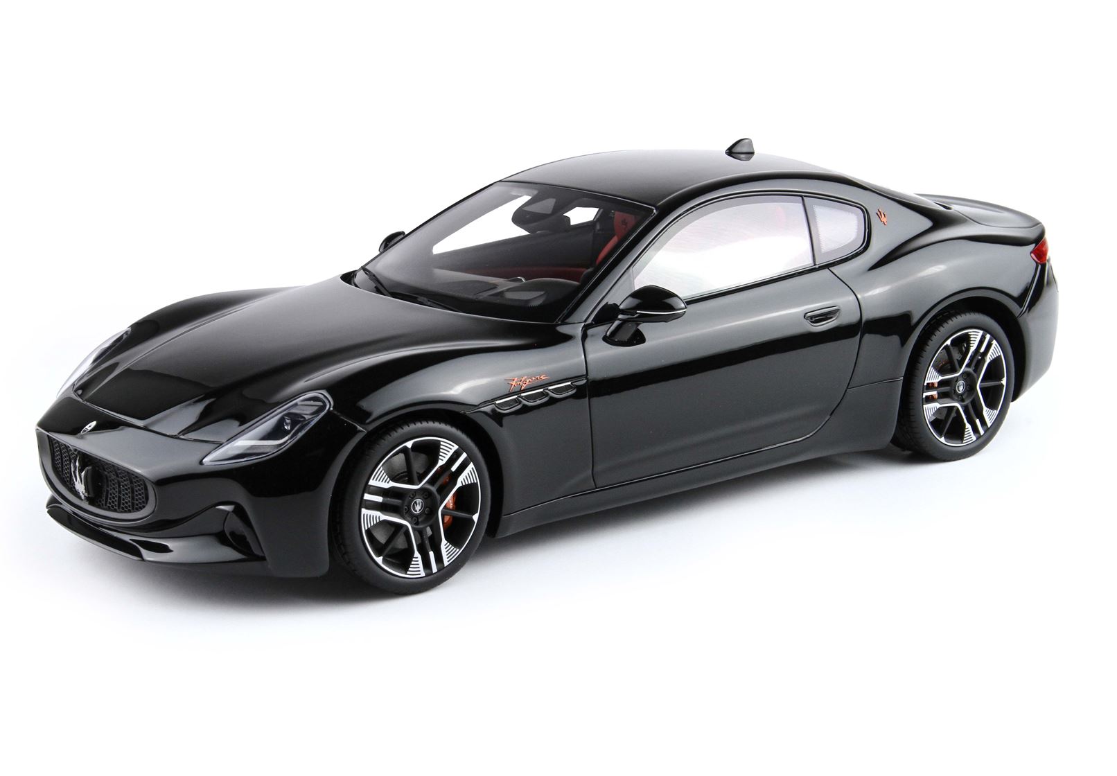 BBR Maserati Granturismo Folgore 2023 - Absolute Black | 1:18 - Imagen 3