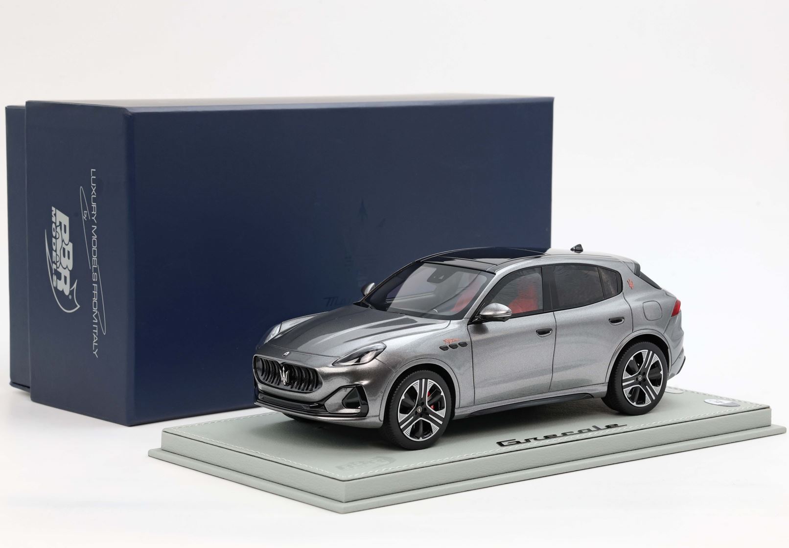 BBR Maserati Grecale Folgore 2022 - Lava Grey | 1:18 - Imagen 10