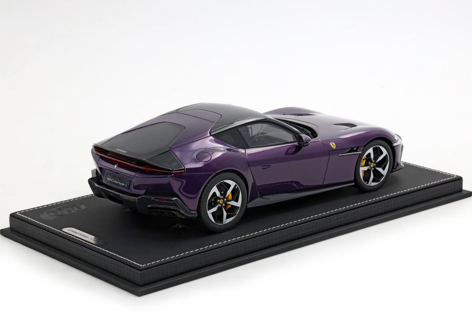 BBR Ferrari 12Cilindri Coupe - Purple Hong Kong | 1:18 - Imagen 2