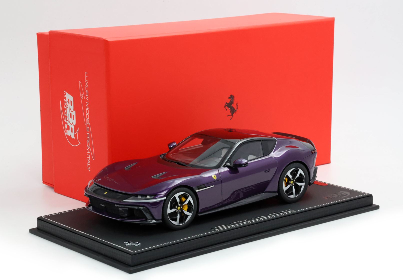 BBR Ferrari 12Cilindri Coupe - Purple Hong Kong | 1:18 - Imagen 9