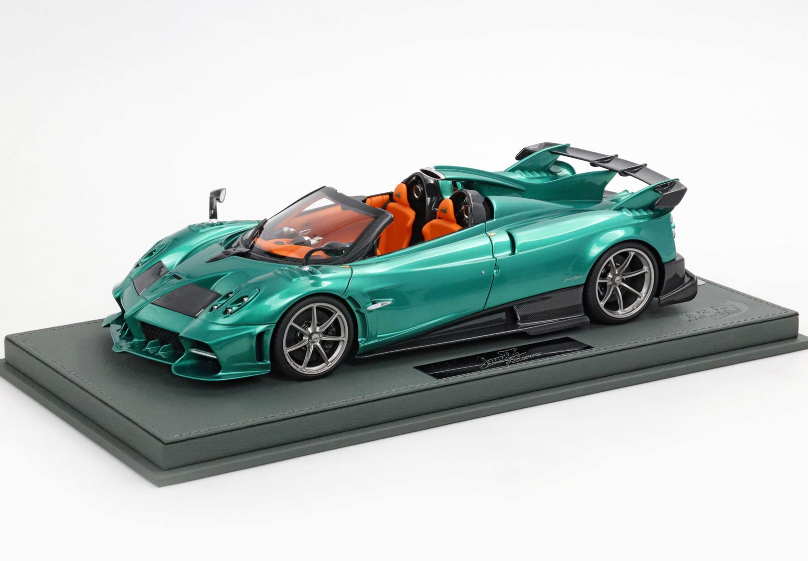 BBR Pagani Imola Roadster - Verde Río | 1:18