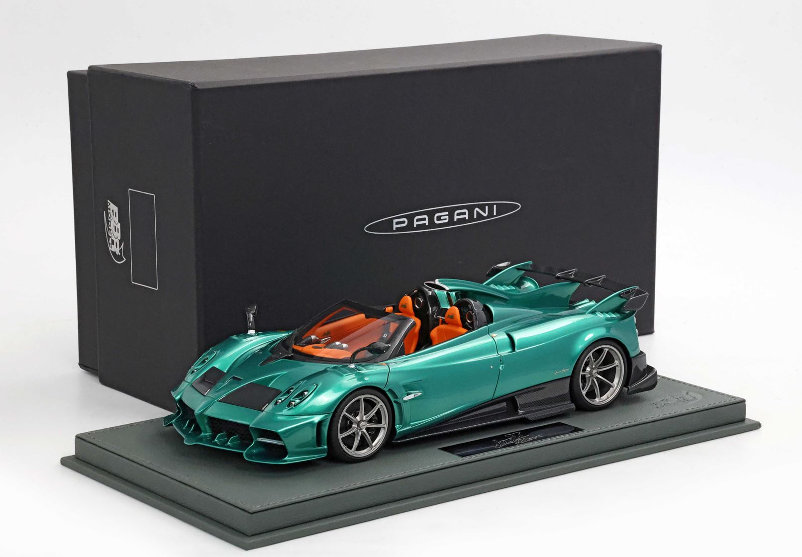 BBR Pagani Imola Roadster - Rio Green | 1:18 - Imagen 10