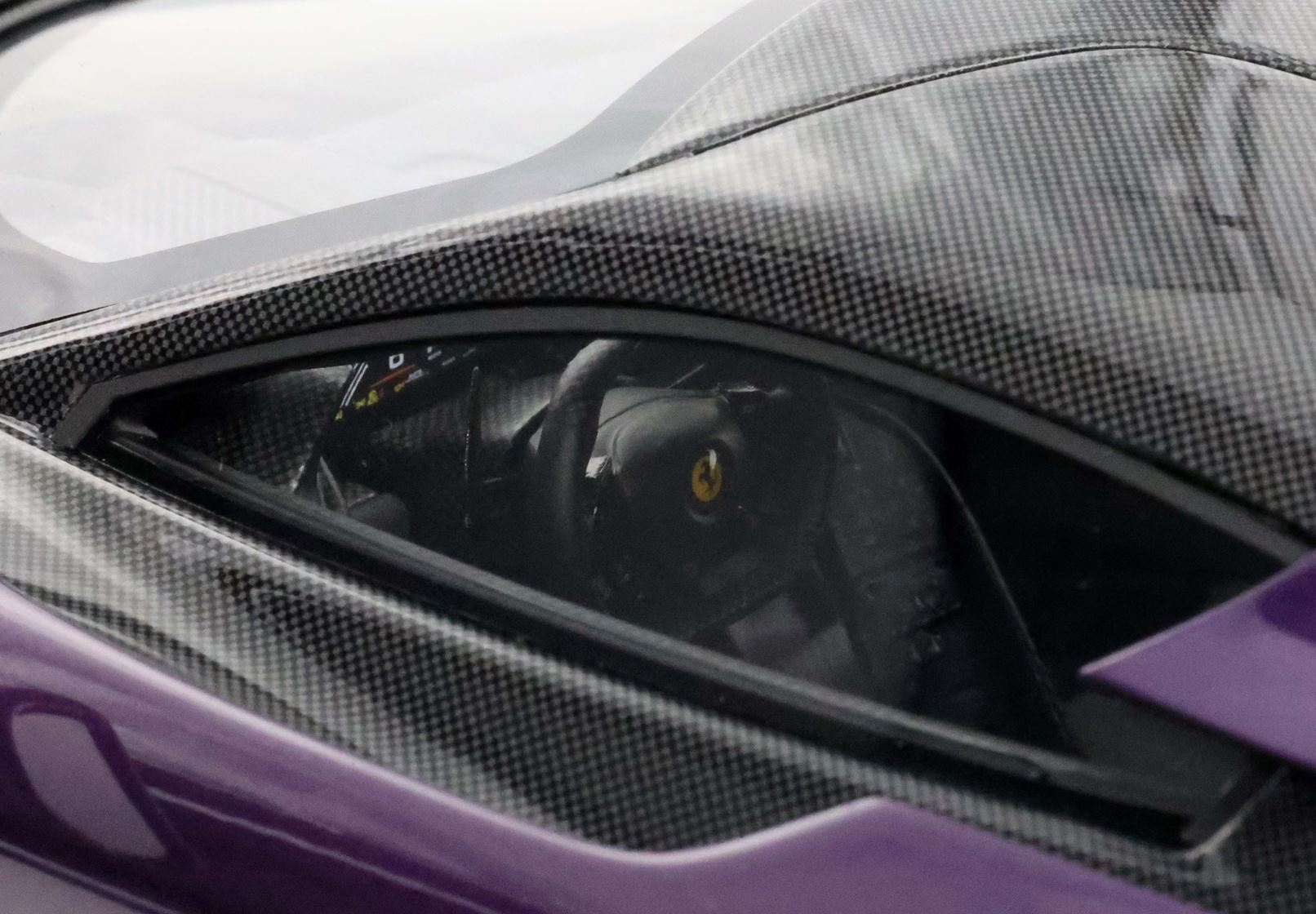 BBR Ferrari F80 Optional Carbonio - Purple Hong Kong | 1:18 - Image 6