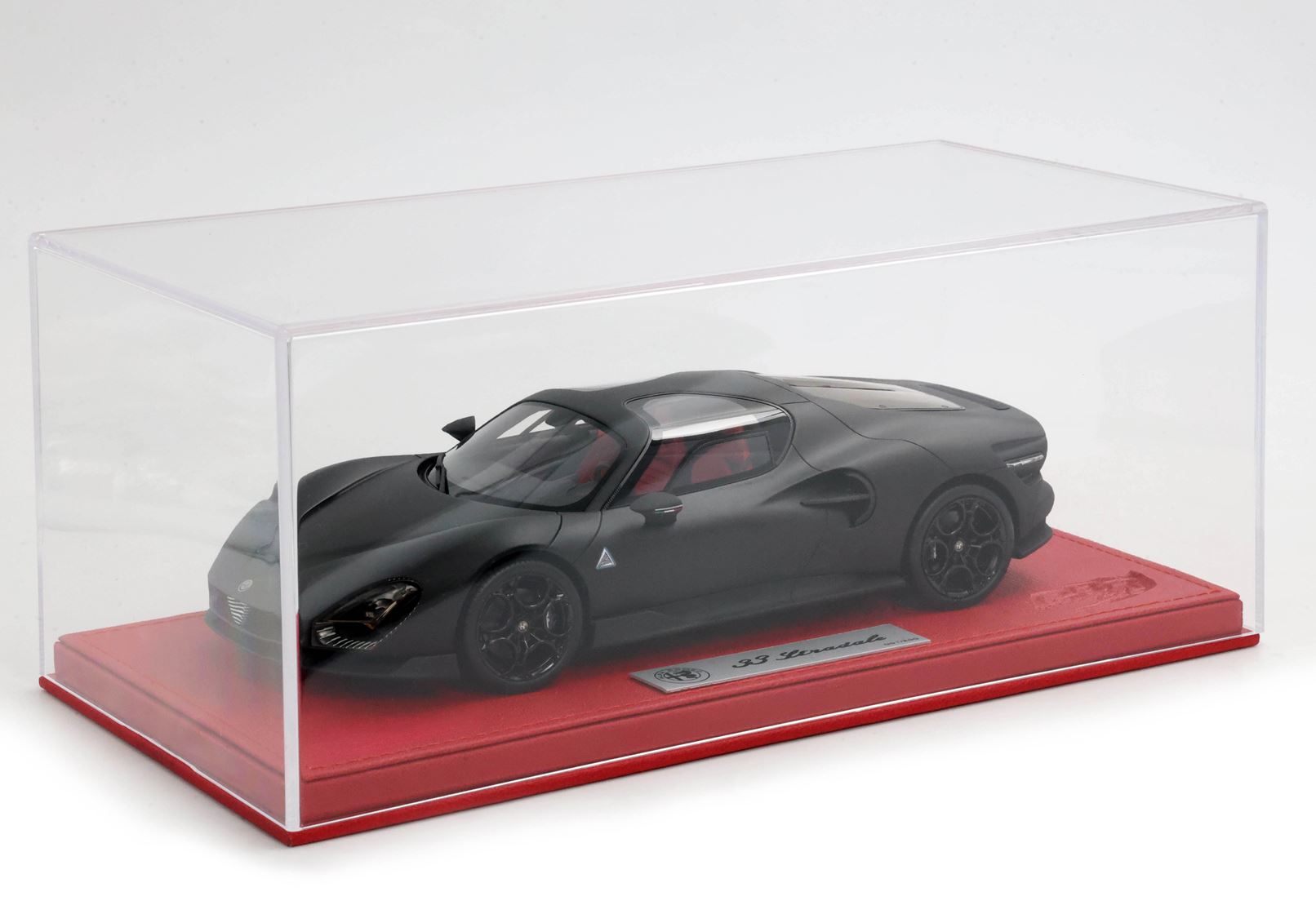 BBR Alfa Romeo 33 Stradale - Matte Carbon | 1:18 - Imagen 10
