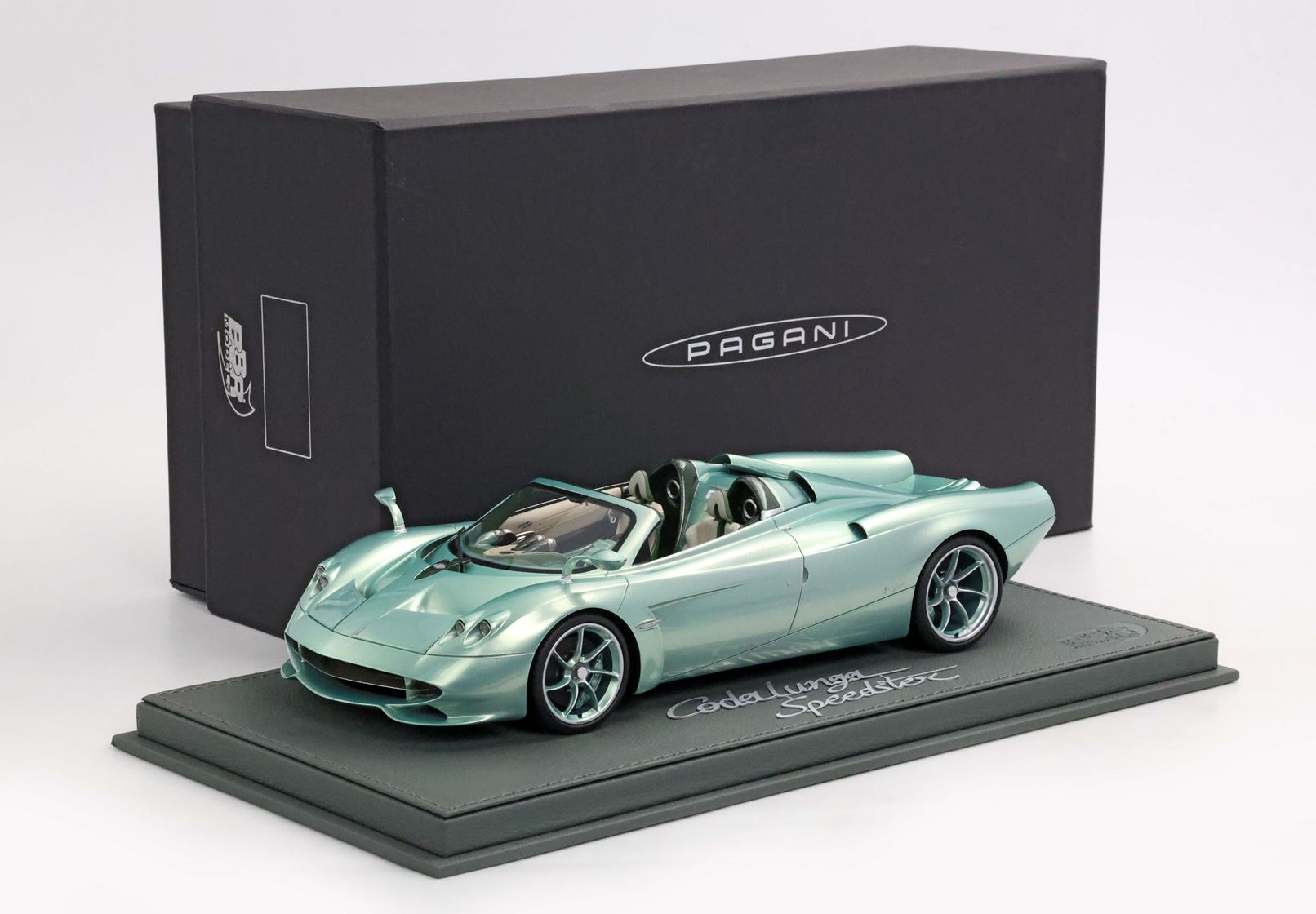 BBR Pagani Huayra Codalunga Speedster - Speedster Green | 1:18 - Imagen 9