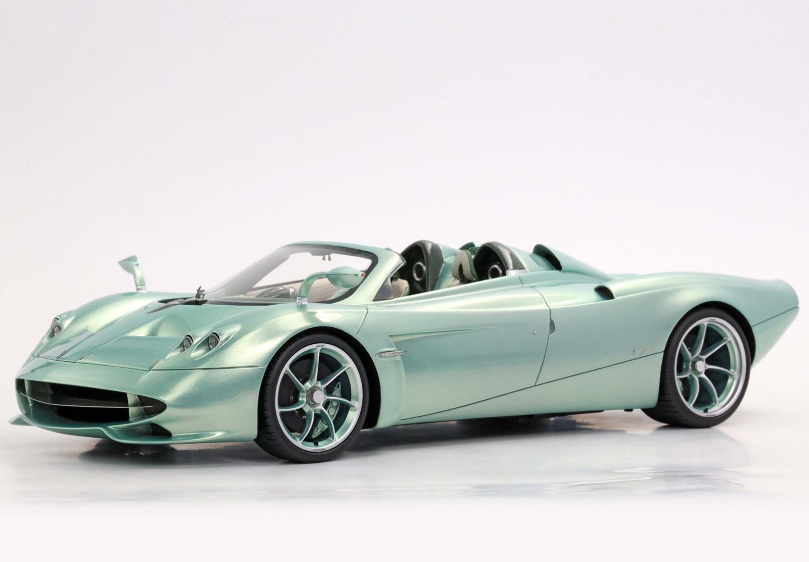 BBR Pagani Huayra Codalunga Speedster - Speedster Green | 1:18 - Imagen 6