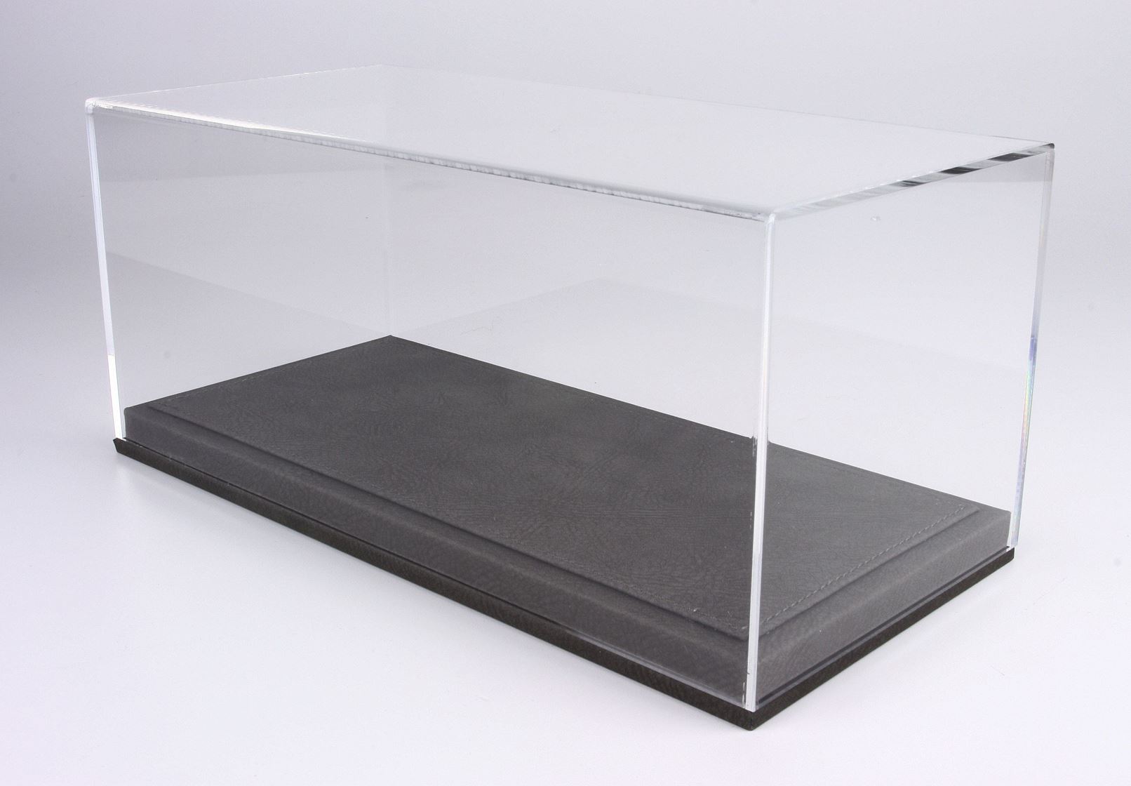 BBR Showcase Plexiglass Injection Molded Set of 4 - Grey | 1:18 - Image 2