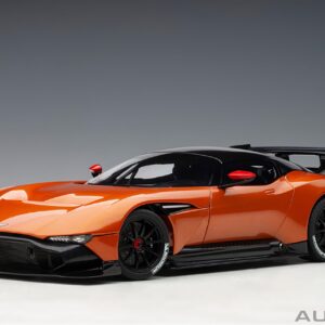 AUTOart Aston Martin Vulcan 2015 1:18 - Madagascar Orange