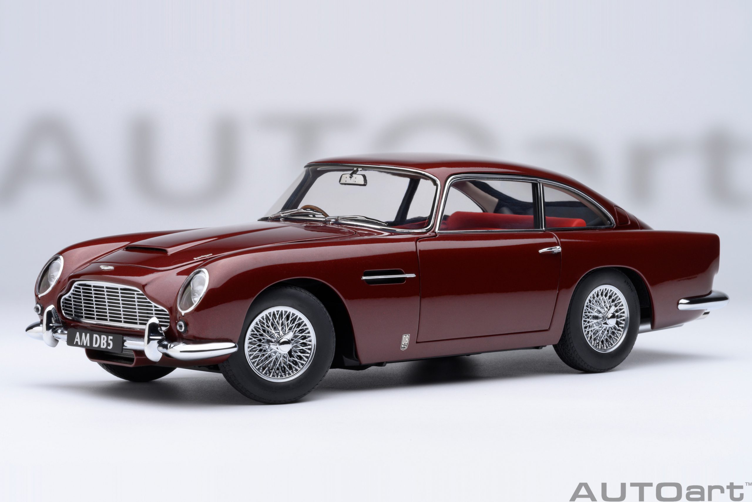 AUTOart Aston Martin DB5 1964 1:18 - Dubonnet Rosso