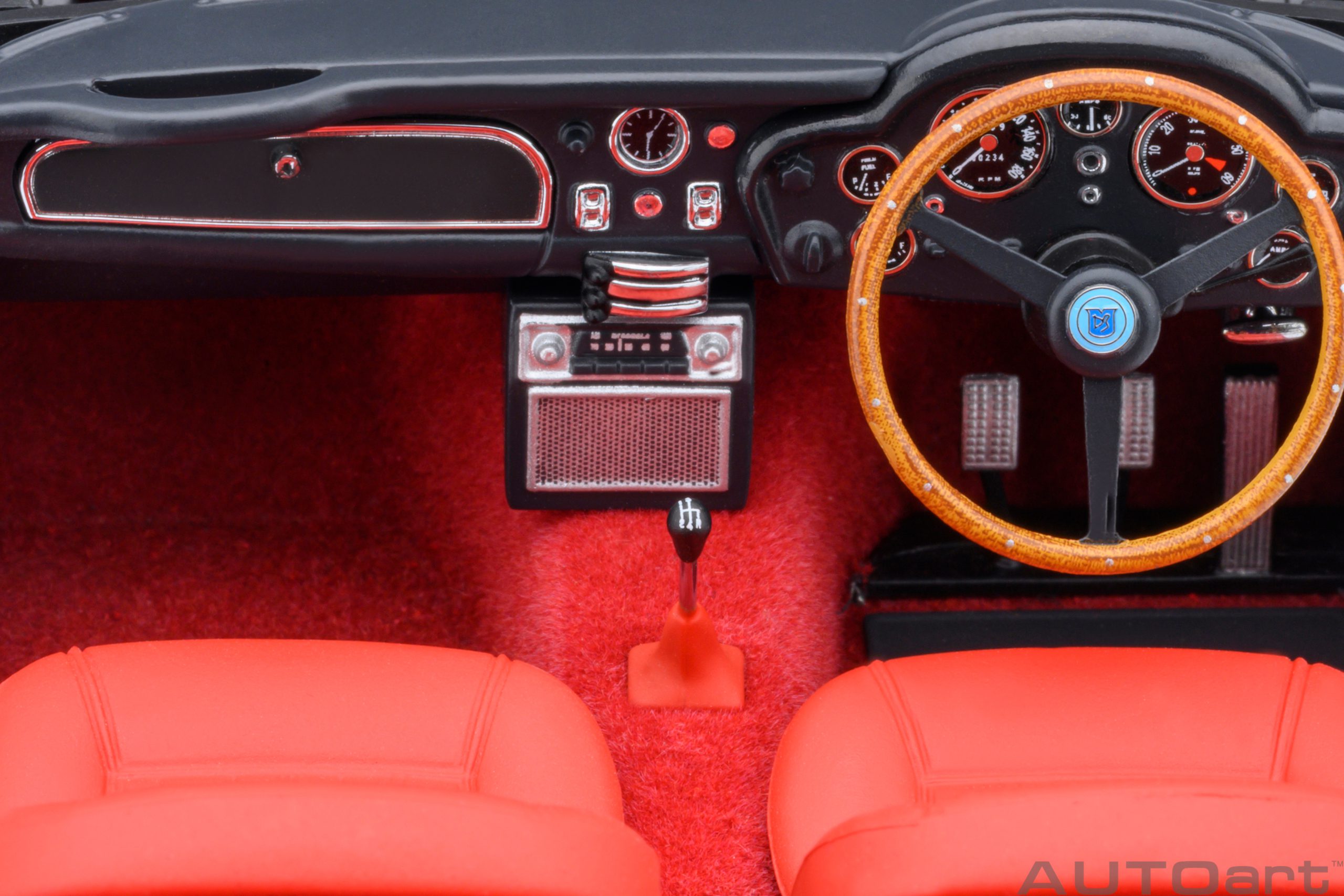 AUTOart Aston Martin DB5 1964 1:18 - Dubonnet Rosso - 画像15