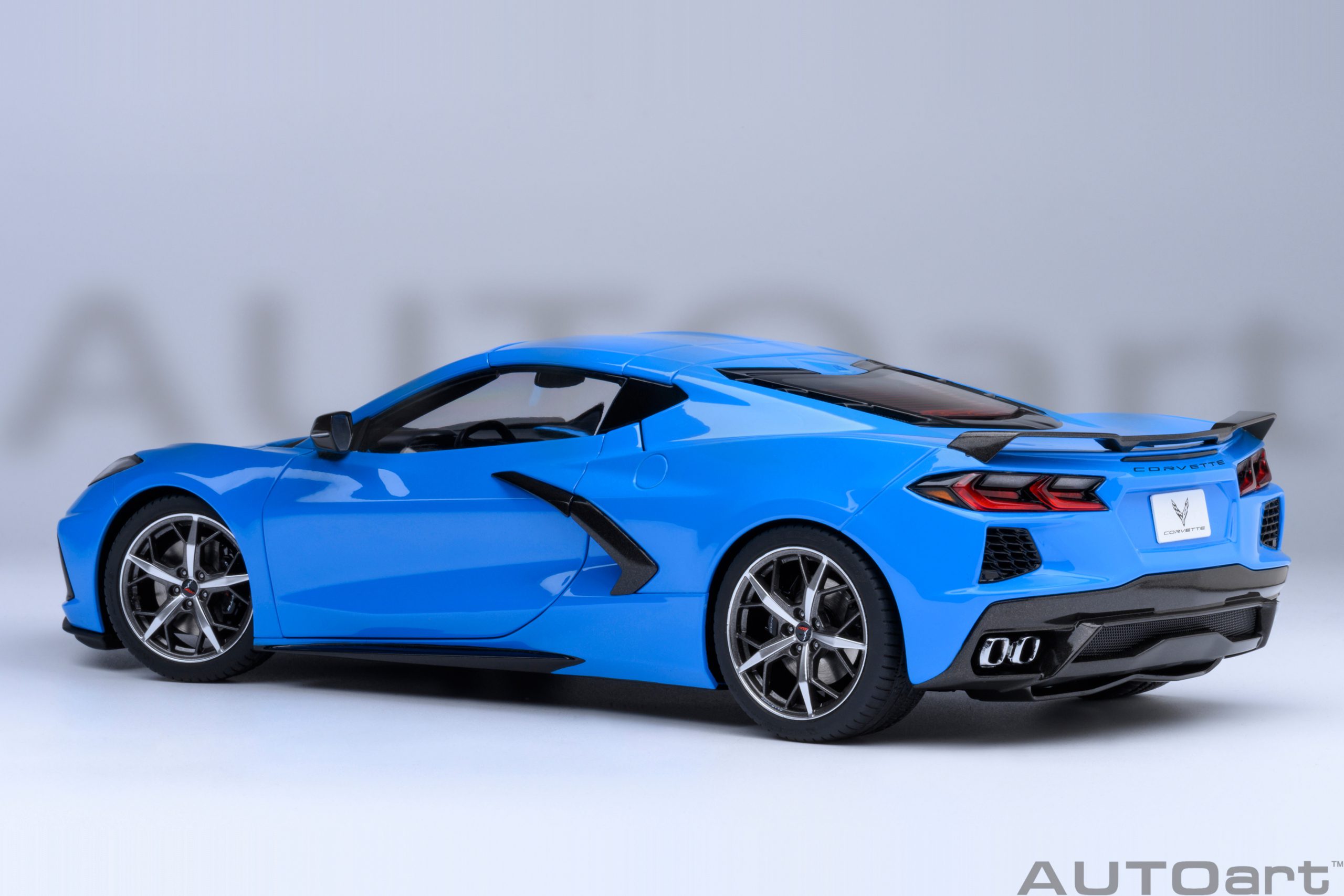 AUTOart Chevrolet Corvette C8 Stingray Z51 2020 1:18 - Rapid Blue - Image 4