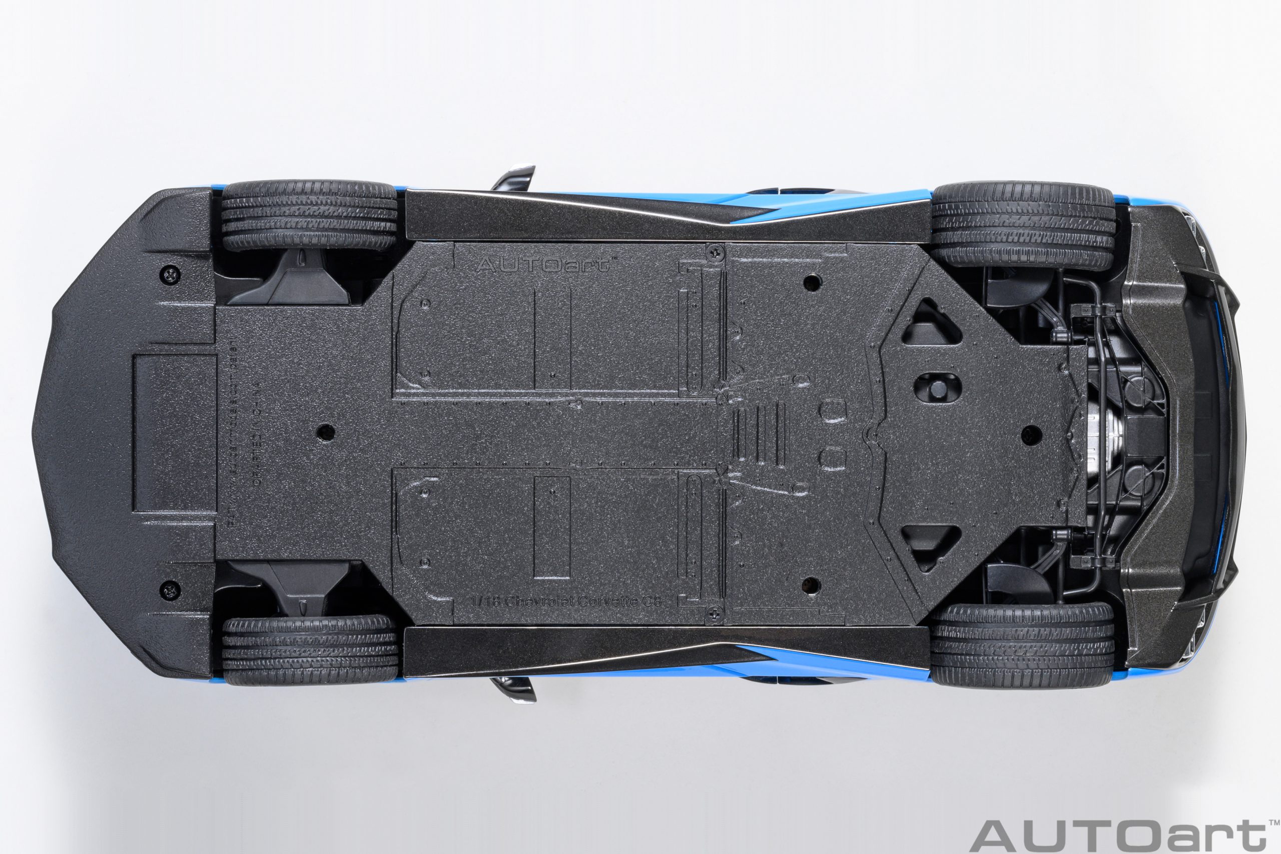AUTOart Chevrolet Corvette C8 Stingray Z51 2020 1:18 - Rapid Blue - Image 10