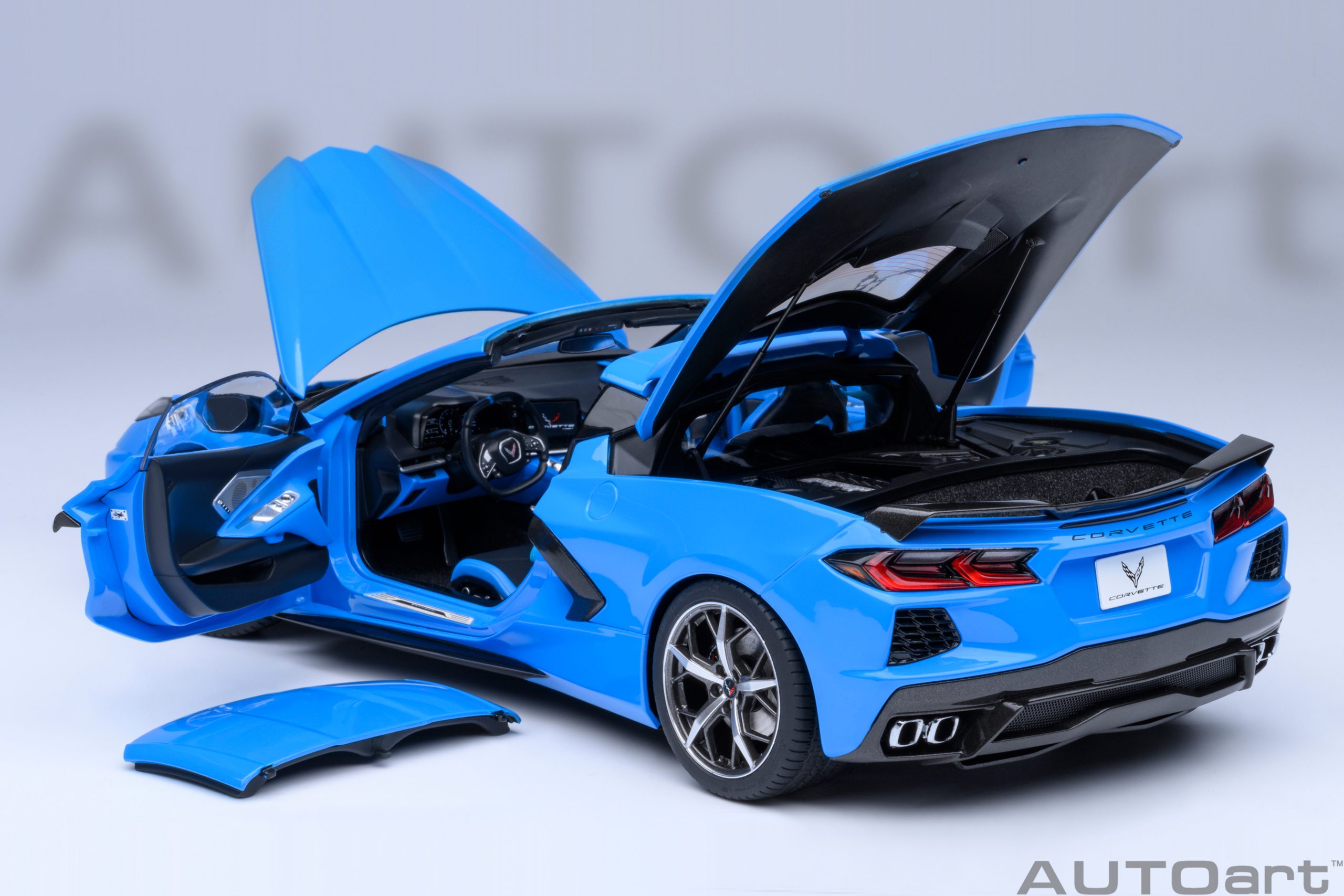 AUTOart Chevrolet Corvette C8 Stingray Z51 2020 1:18 - Rapid Blue - Image 17