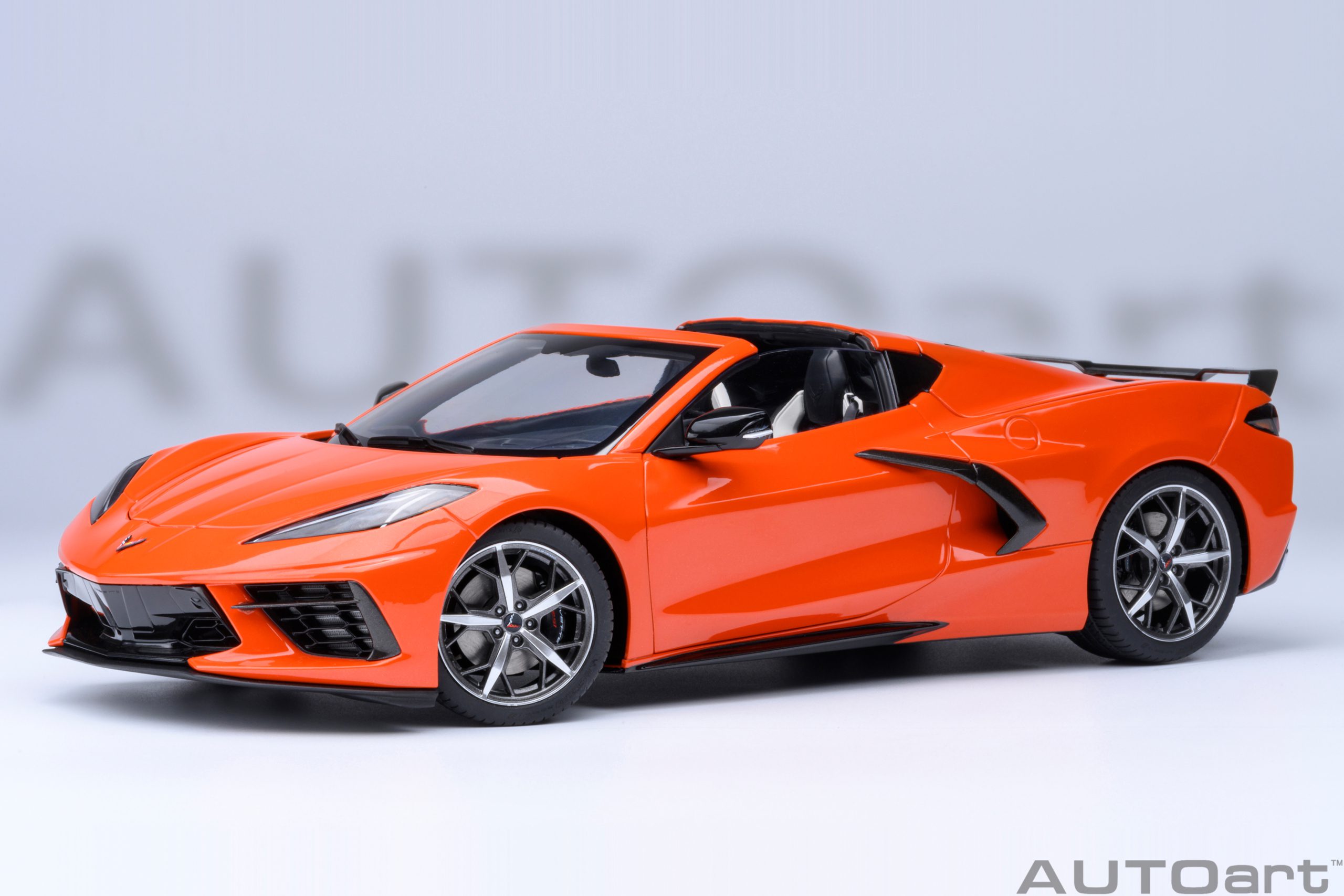 AUTOart Chevrolet Corvette C8 Stingray Z51 2020 1:18 - Orange Sebring