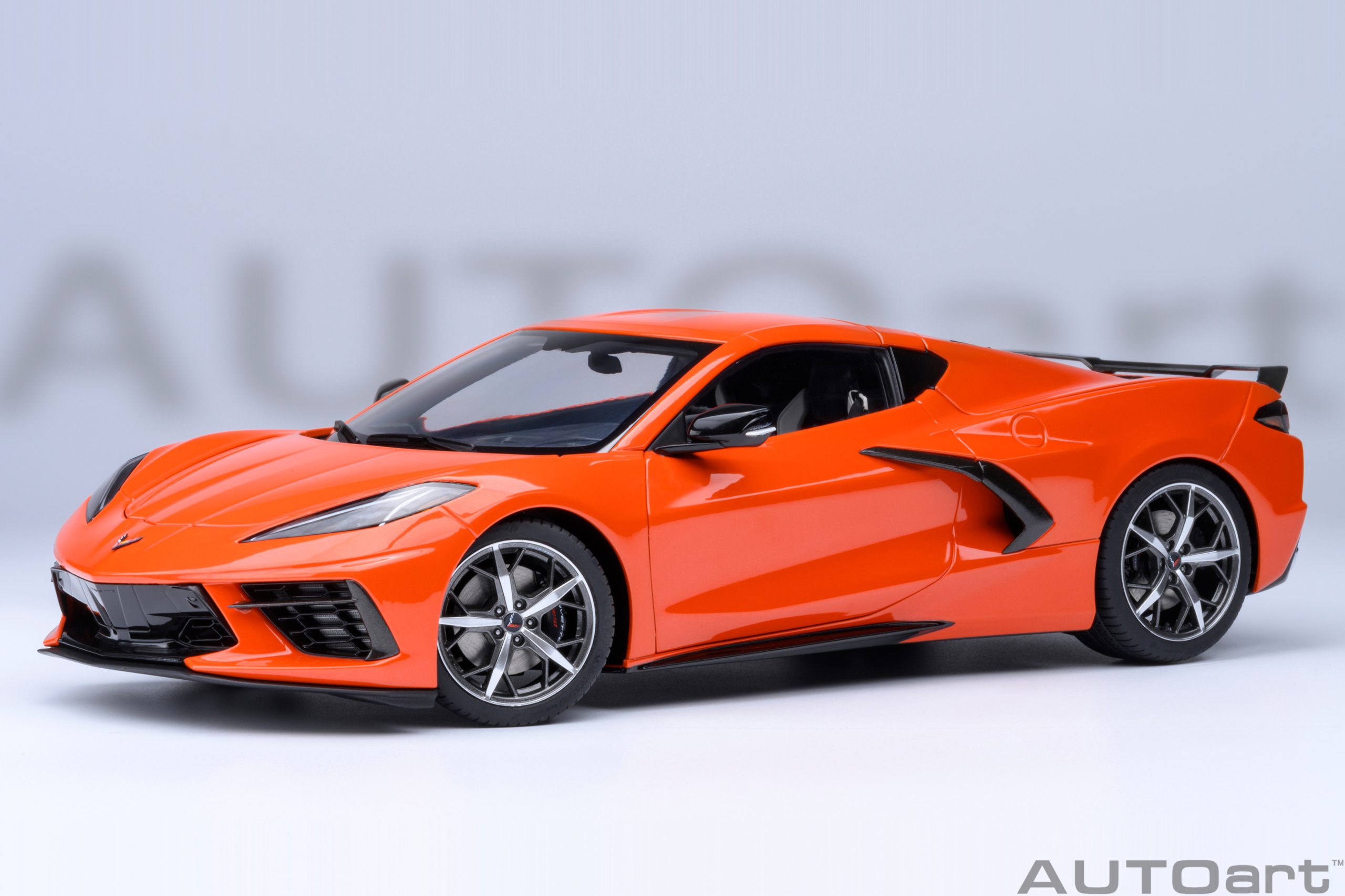 AUTOart Chevrolet Corvette C8 Stingray Z51 2020 1:18 - Sebring Orange - Image 2