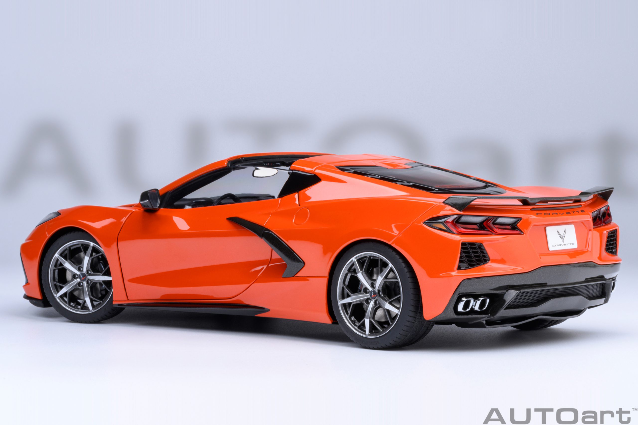 AUTOart Chevrolet Corvette C8 Stingray Z51 2020 1:18 - Sebring Orange - Image 3