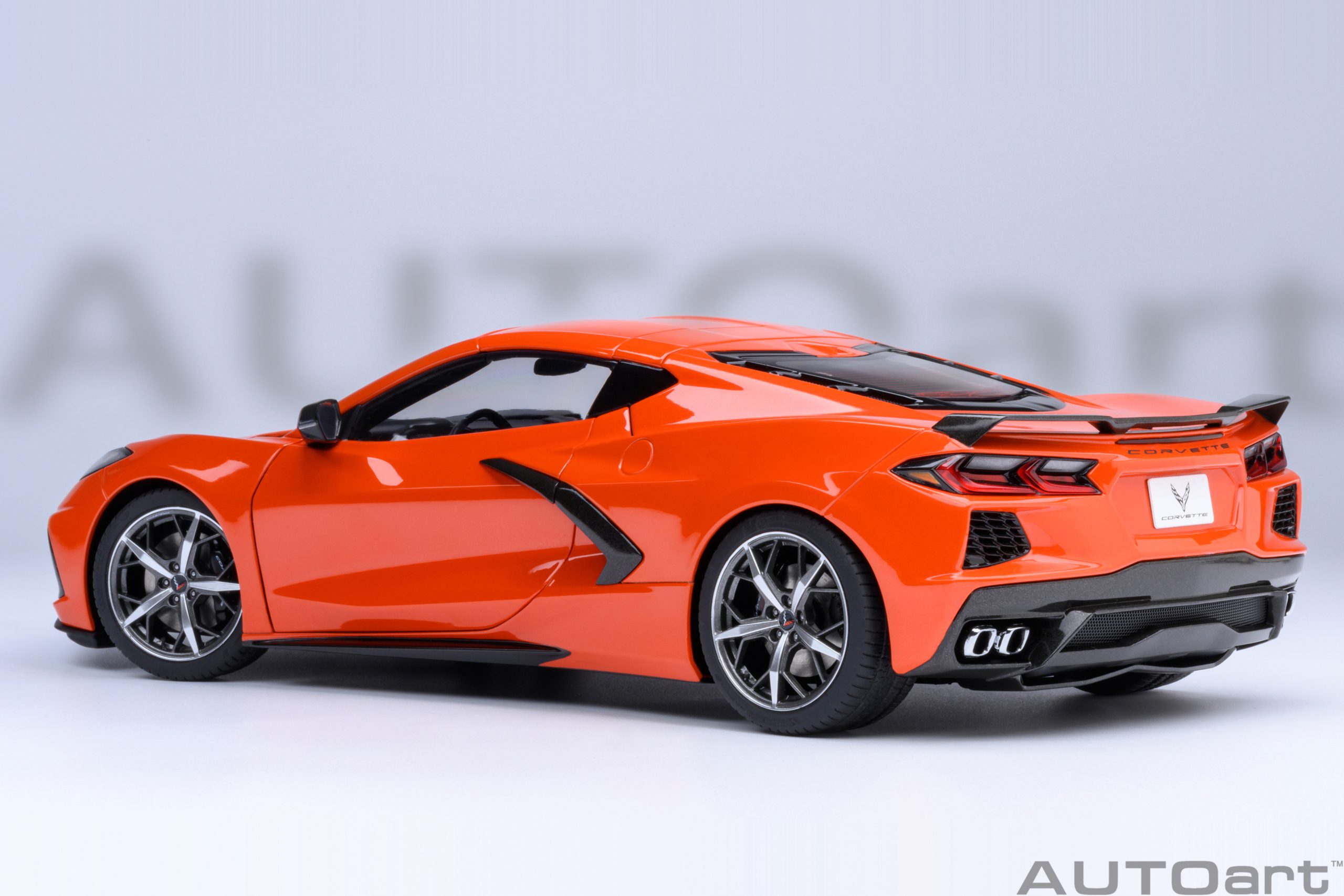 AUTOart Chevrolet Corvette C8 Stingray Z51 2020 1:18 - Sebring Orange - Image 4
