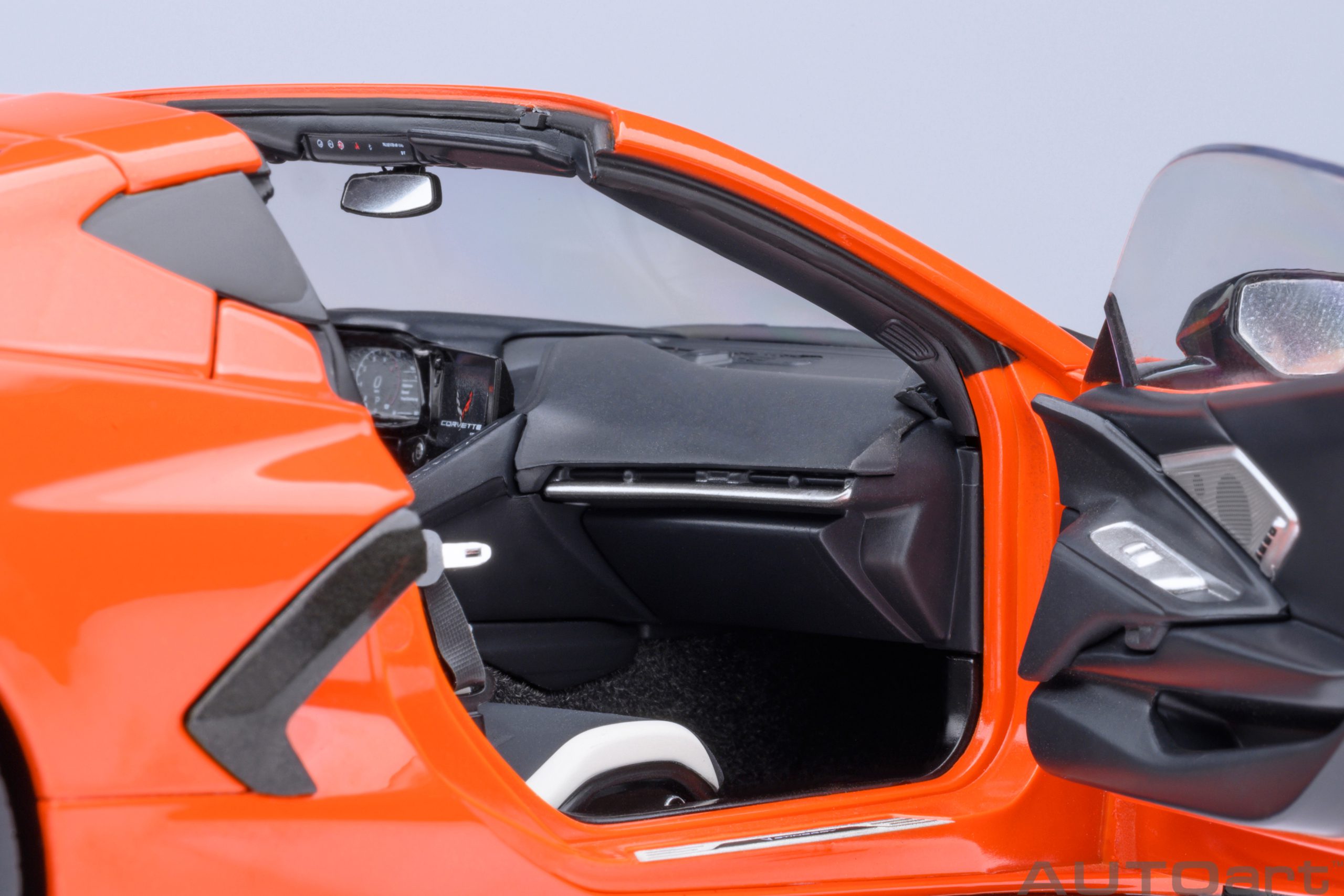 AUTOart Chevrolet Corvette C8 Stingray Z51 2020 1:18 - Sebring Orange - Image 12