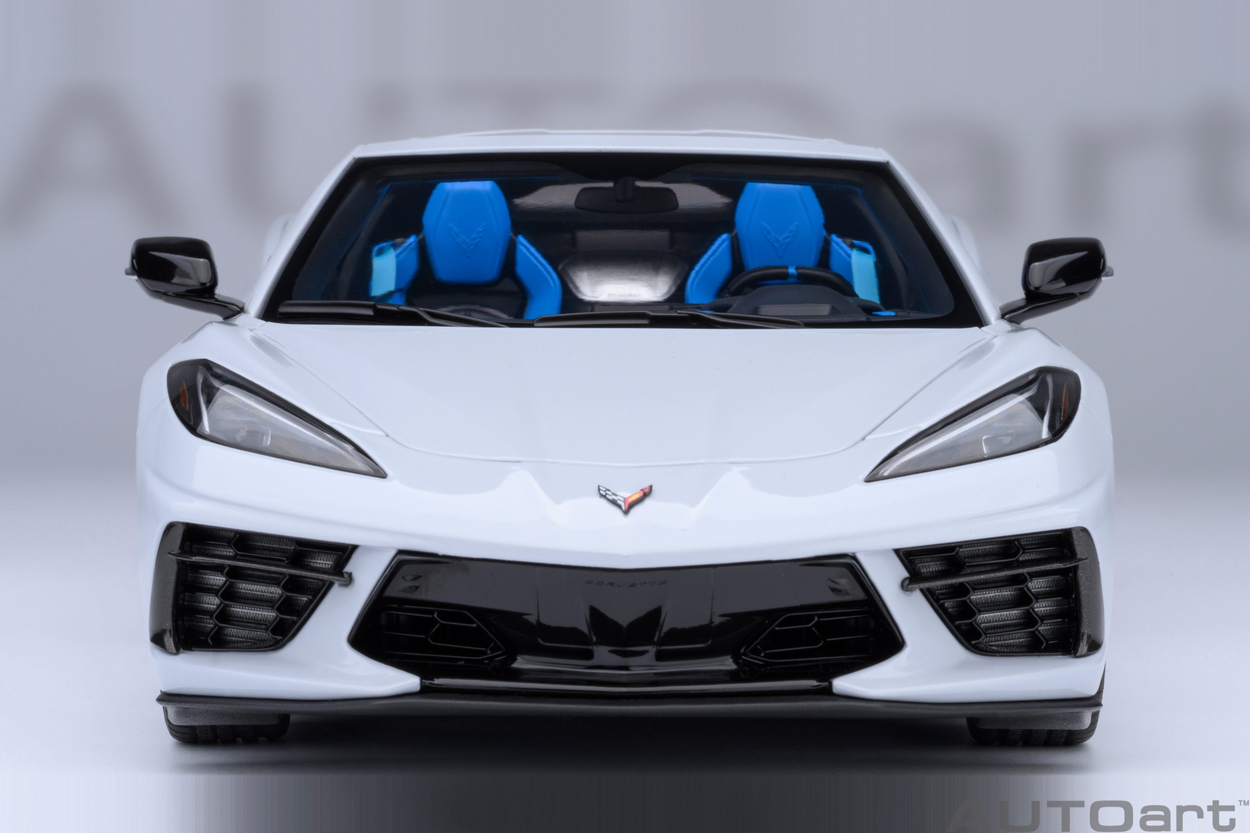 AUTOart Chevrolet Corvette C8 Stingray Z51 1:18 - Ceramic Matrix Grey Metallic - Immagine 7