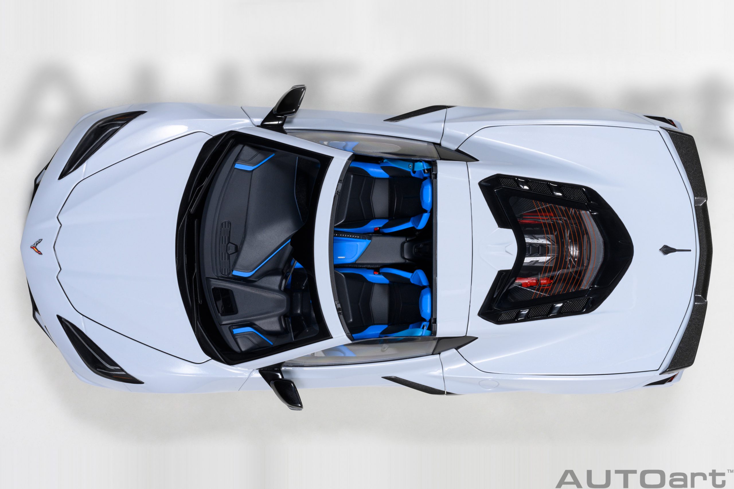 AUTOart Chevrolet Corvette C8 Stingray Z51 1:18 - Ceramic Matrix Grey Metallic - Immagine 9