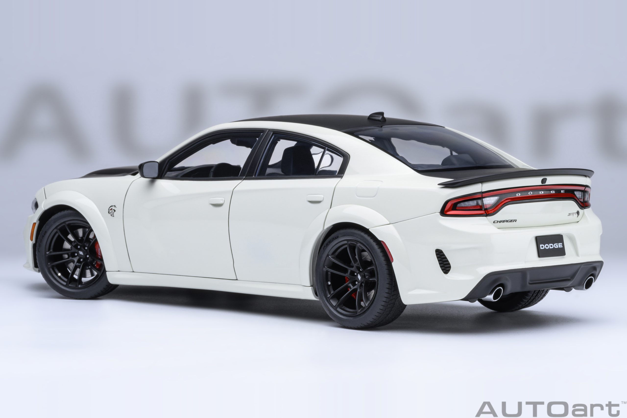 AUTOart Dodge Charger SRT Hellcat Redeye Jailbreak 1:18 - Knuckle White - Image 2
