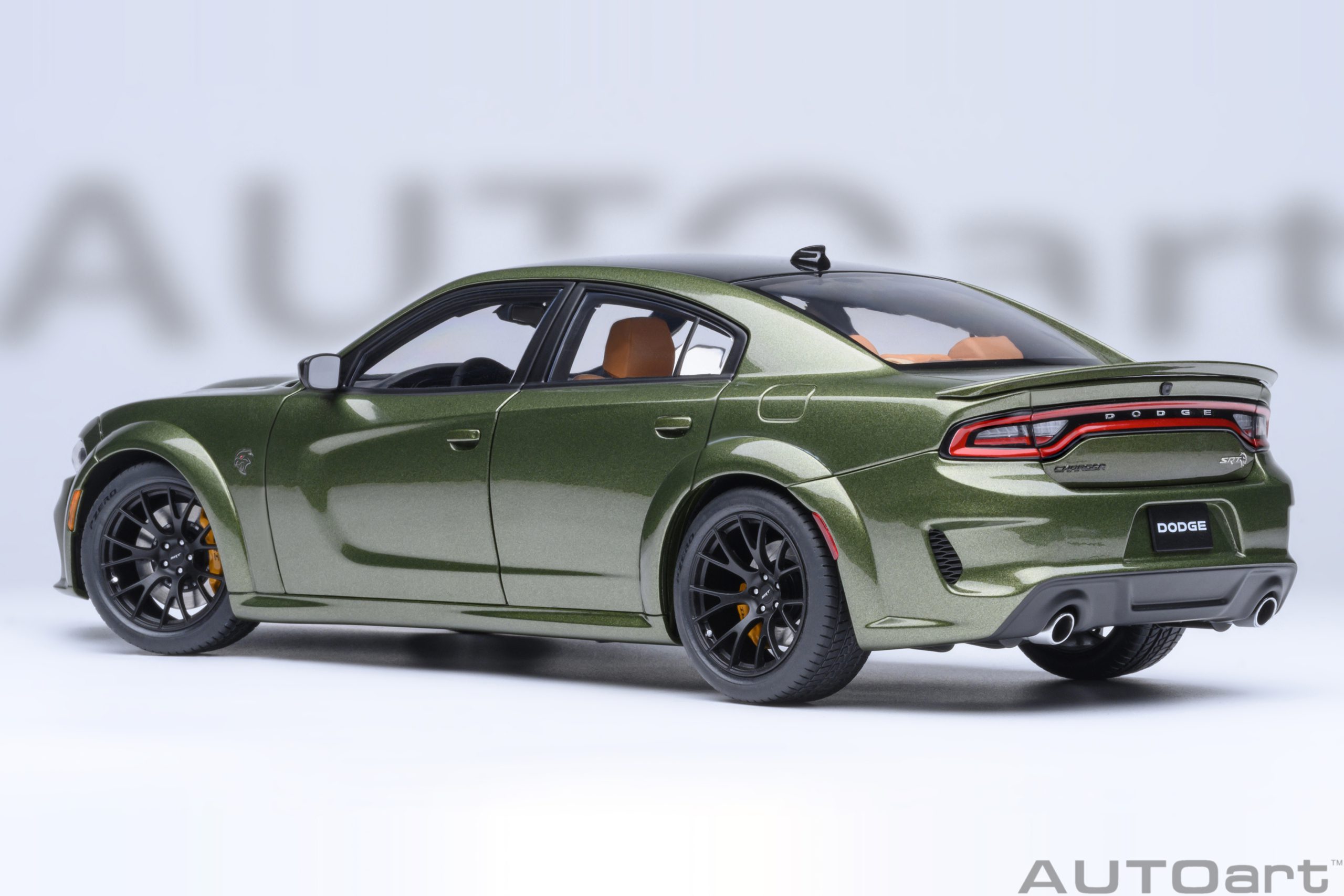 AUTOart Dodge Charger SRT Hellcat Redeye Jailbreak 1:18 - F8 Green - Image 2