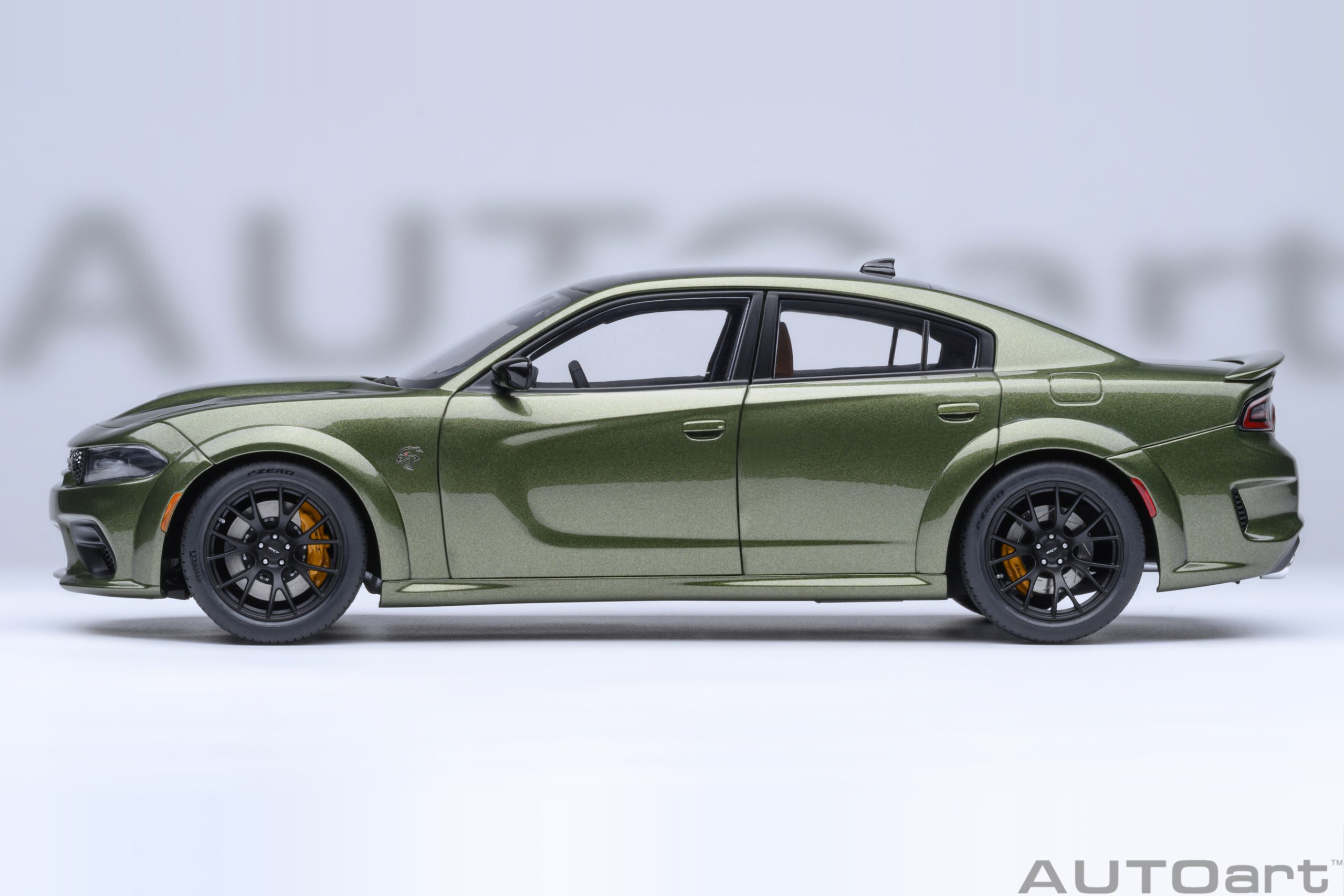 AUTOart Dodge Charger SRT Hellcat Redeye Jailbreak 1:18 - F8 Green - Image 3