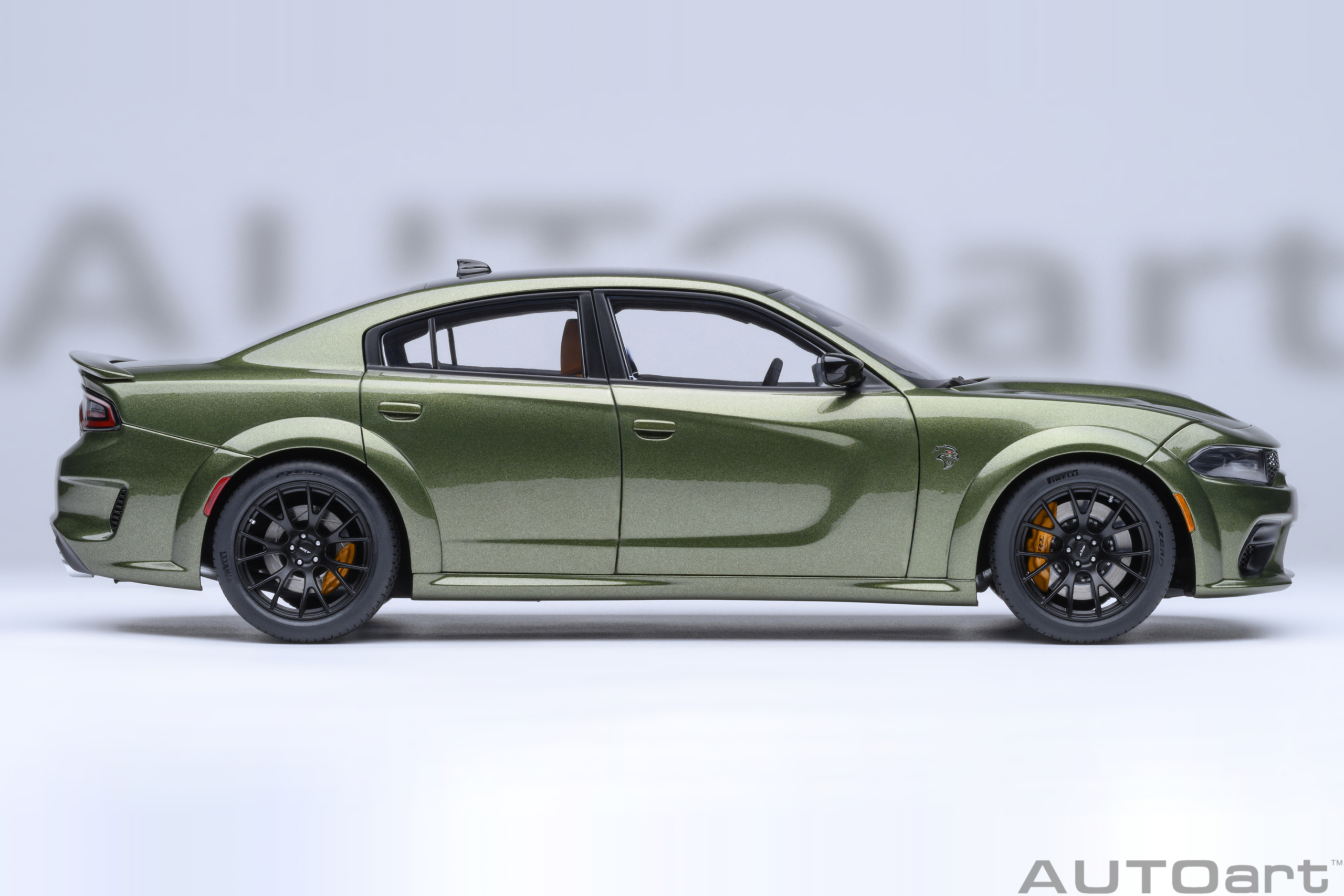AUTOart Dodge Charger SRT Hellcat Redeye Jailbreak 1:18 - F8 Green - Image 4