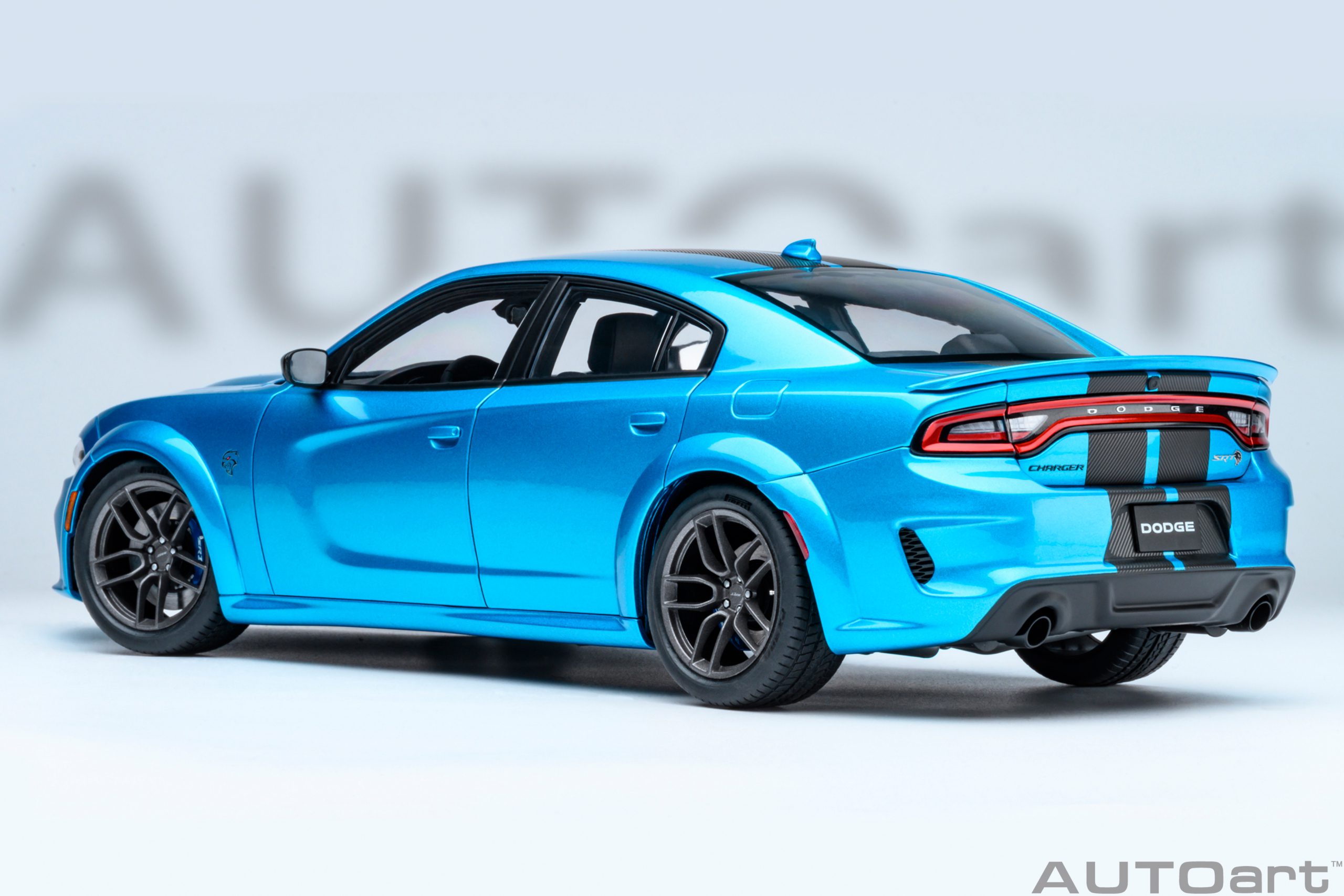 AUTOart Dodge Charger SRT Hellcat Redeye Jailbreak 1:18 - B5 Blue - Image 2