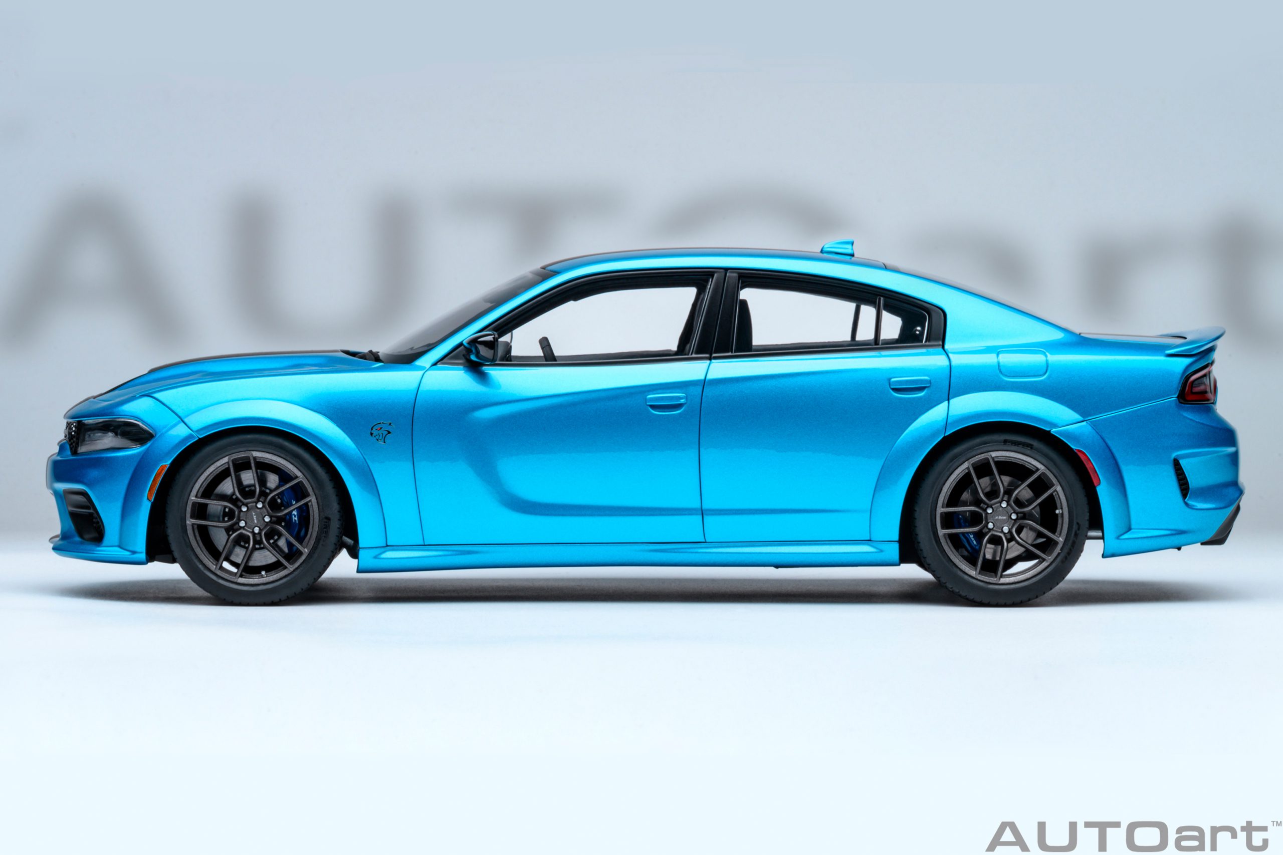 AUTOart Dodge Charger SRT Hellcat Redeye Jailbreak 1:18 - B5 Blue - Image 3