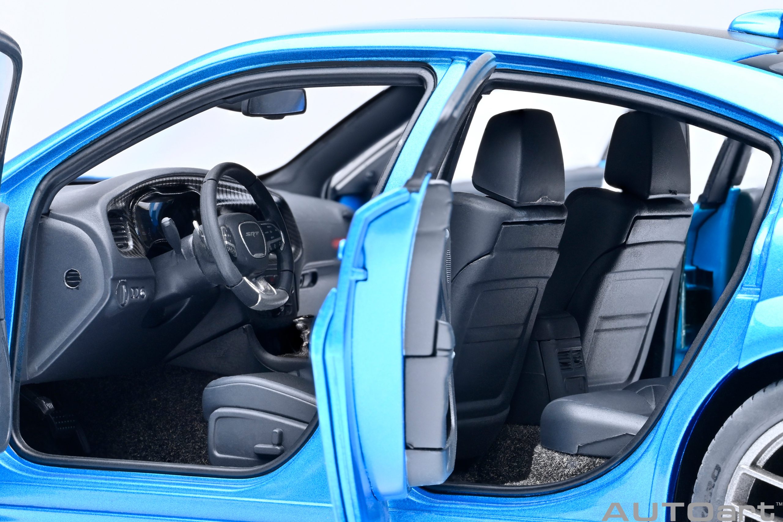 AUTOart Dodge Charger SRT Hellcat Redeye Jailbreak 1:18 - B5 Blue - Image 9