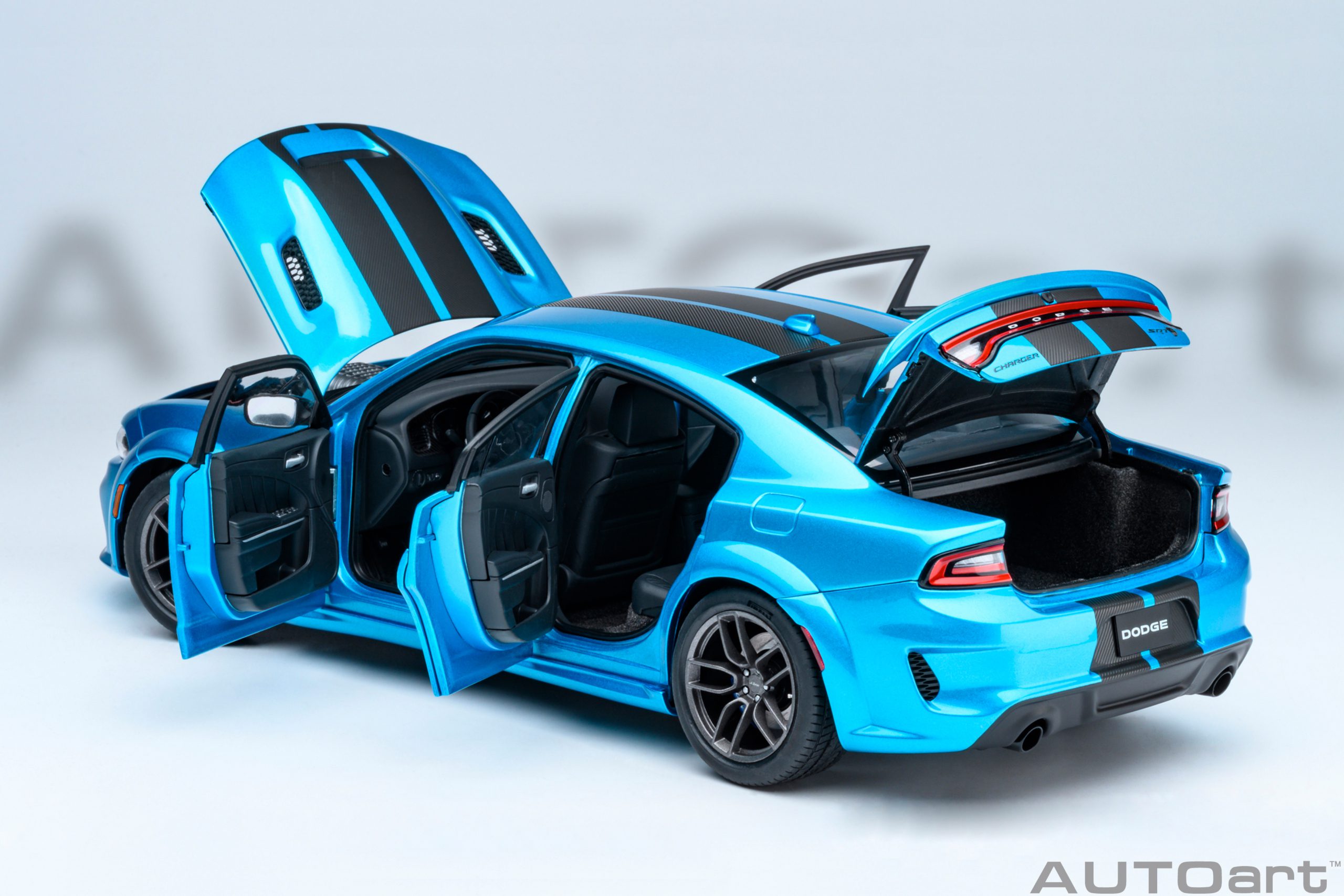 AUTOart Dodge Charger SRT Hellcat Redeye Jailbreak 1:18 - B5 Blue - Image 16