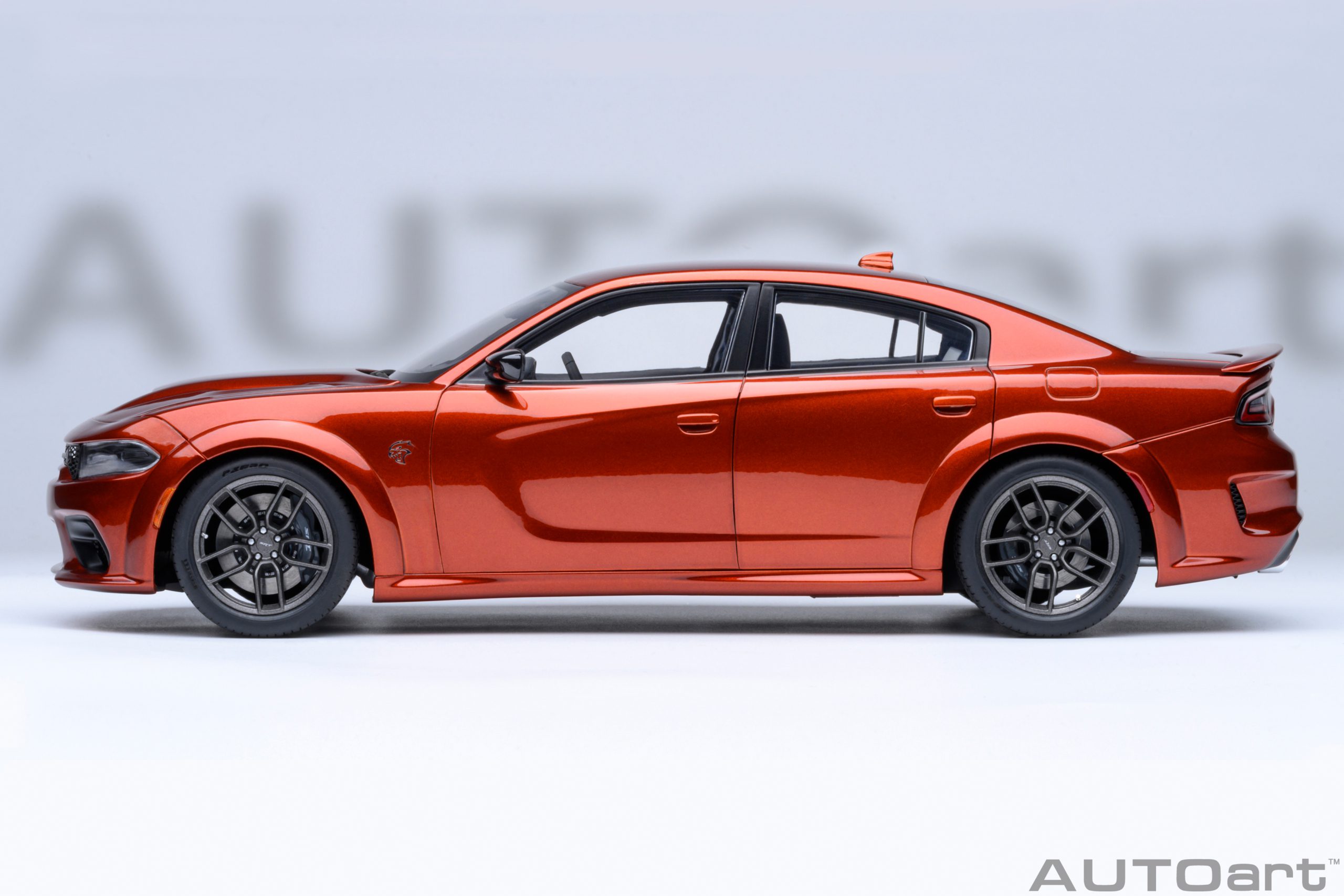 AUTOart Dodge Charger SRT Hellcat Redeye Jailbreak 1:18 - Sinamon - Imagen 3