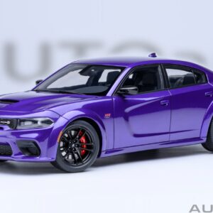 AUTOart Dodge Charger Scat Pack Widebody 1:18 - Plum Crazy